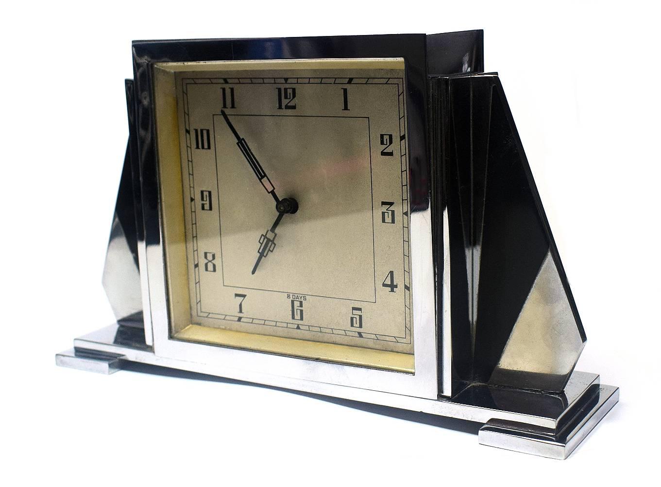 Mid-20th Century 1930s Art Deco English 8 Day Chrome Clock