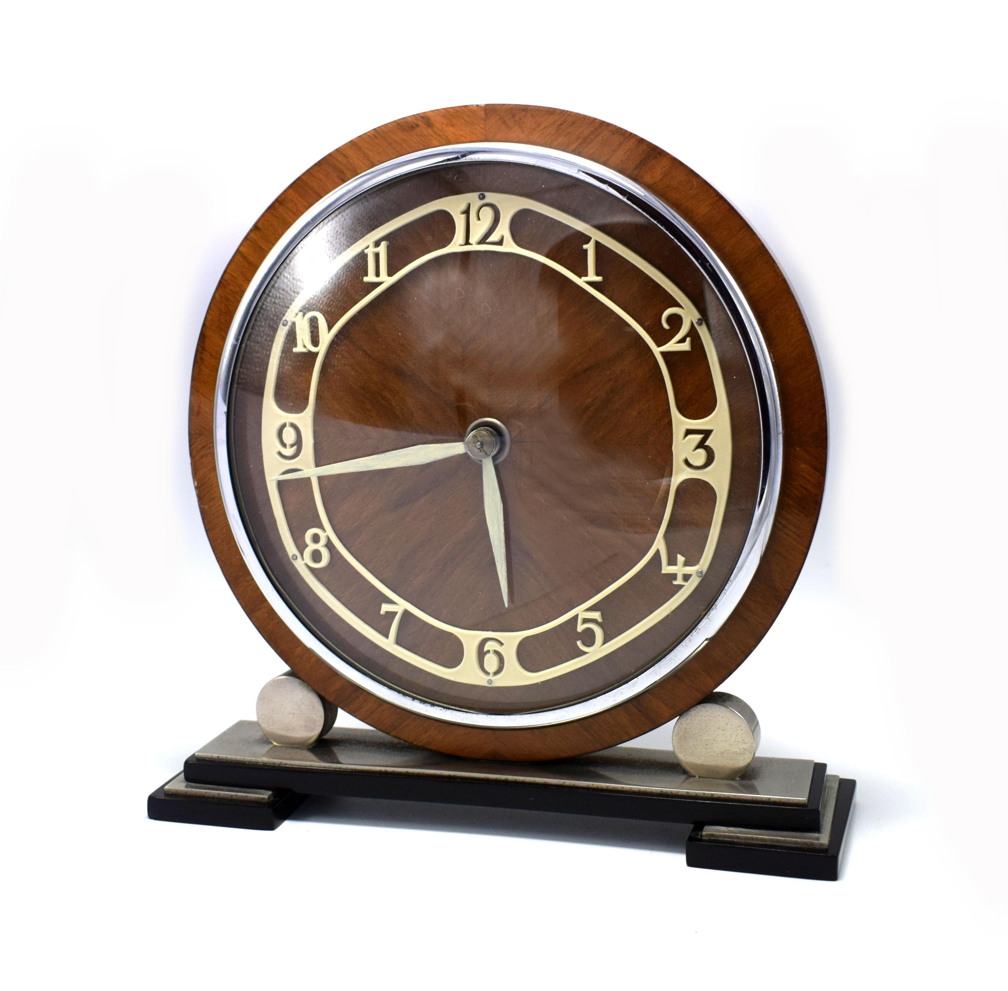Glass 1930s Art Deco English Eight Day Wood, Chrome and Bakelite Clock