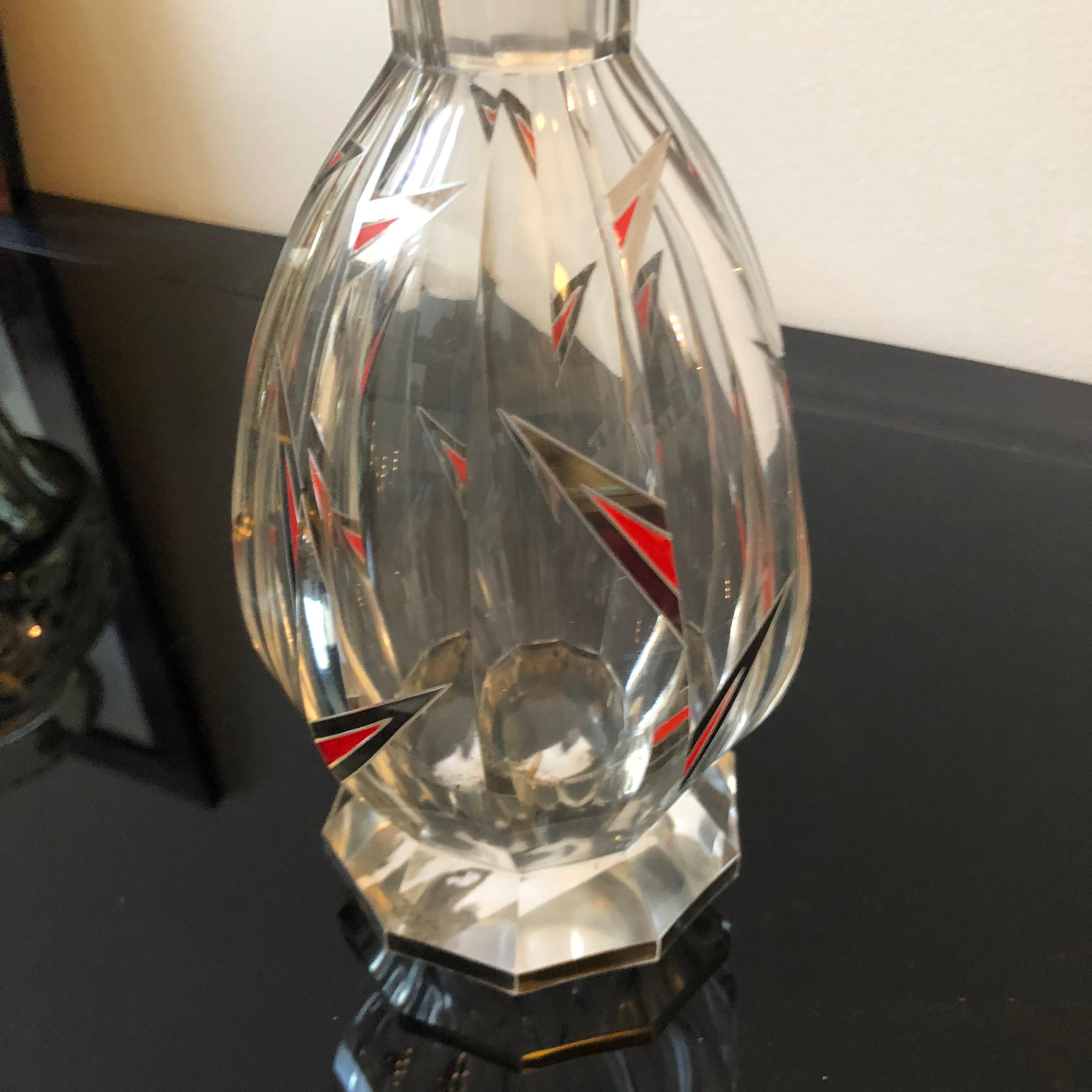 Italienische gravierte Kristallflasche im Art-déco-Stil aus den 1930er Jahren (Facettiert) im Angebot