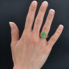 1930s Art Deco Engraved Jade Yellow Gold Ring