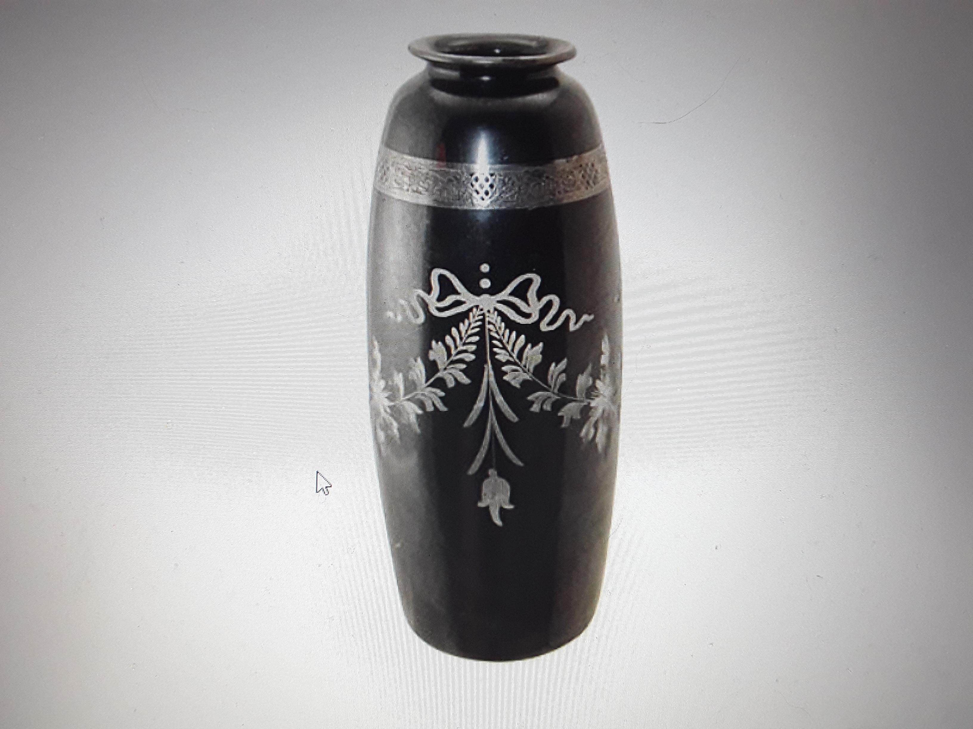 1930's Art Deco Era Black Cut Art Glass Vase Steuben & Hawkes For Sale 2