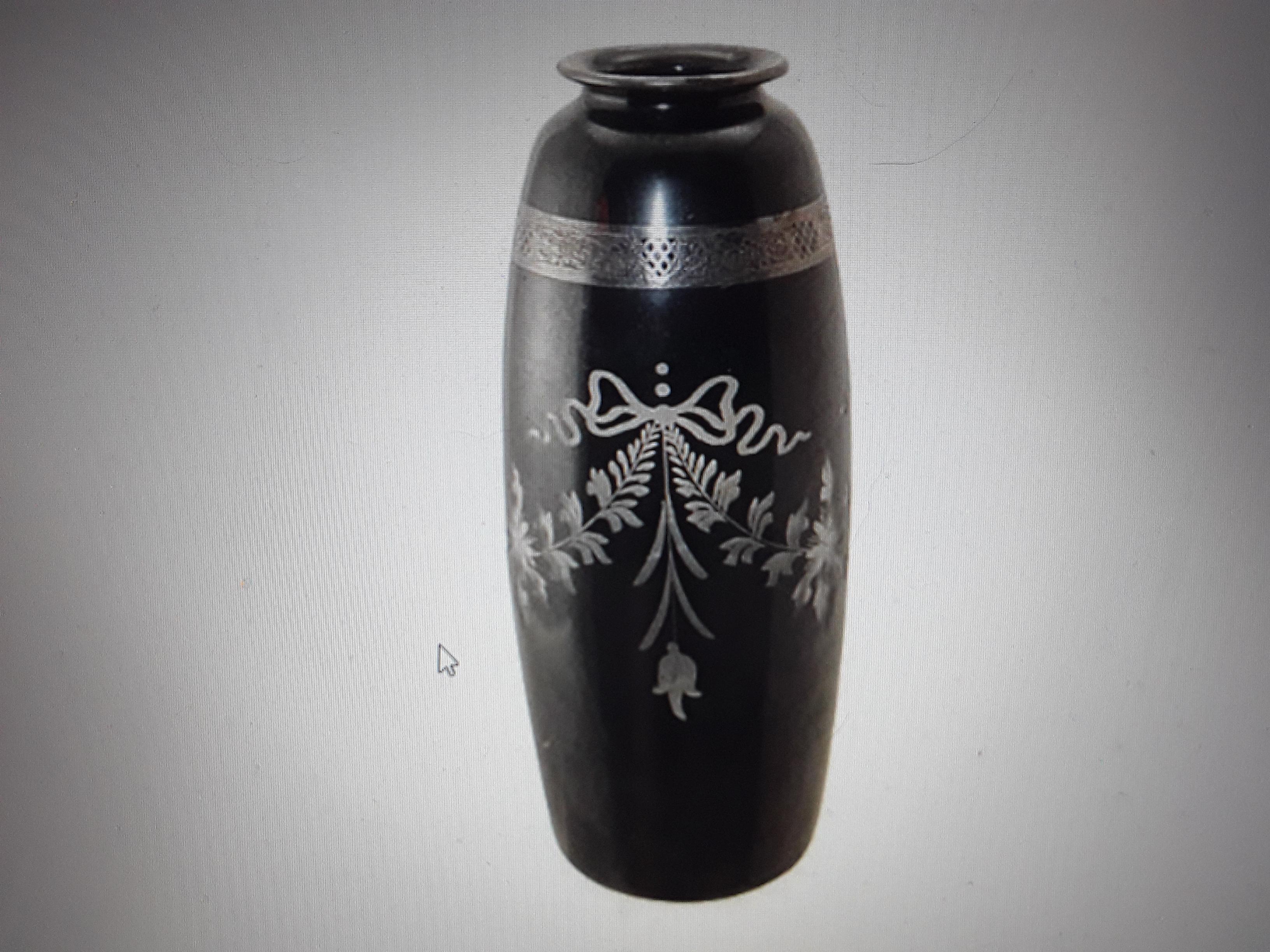 1930's Art Deco Era Black Cut Art Glass Vase Steuben & Hawkes For Sale 4