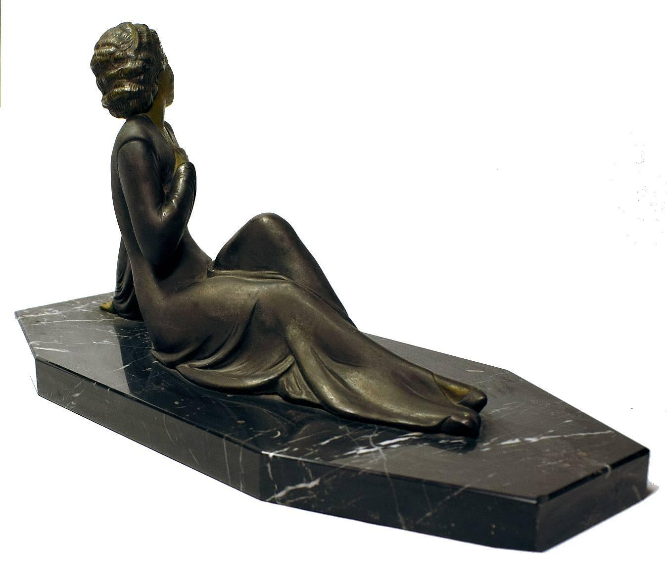 1930s Art Deco Female Spelter French Figure on Solid Marble Base In Good Condition In Devon, England