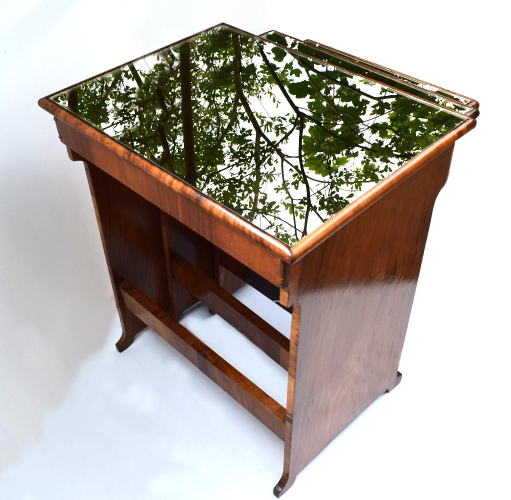 1930s Art Deco Figured Walnut and Mirrored Nest of Three Tables 6