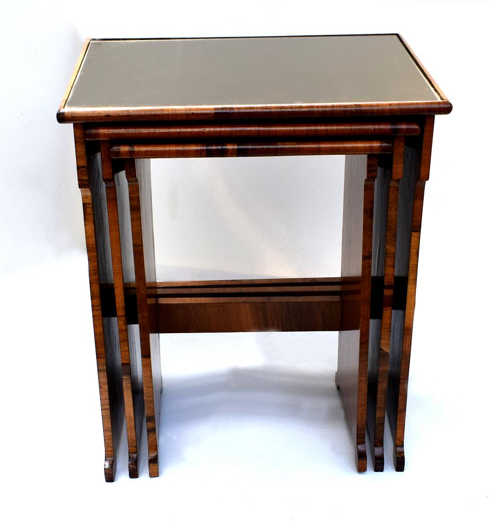 1930s Art Deco Figured Walnut and Mirrored Nest of Three Tables 3