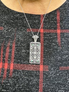 Collier à pendentifs en or blanc 14k et diamants filigranés Art Deco des années 1930