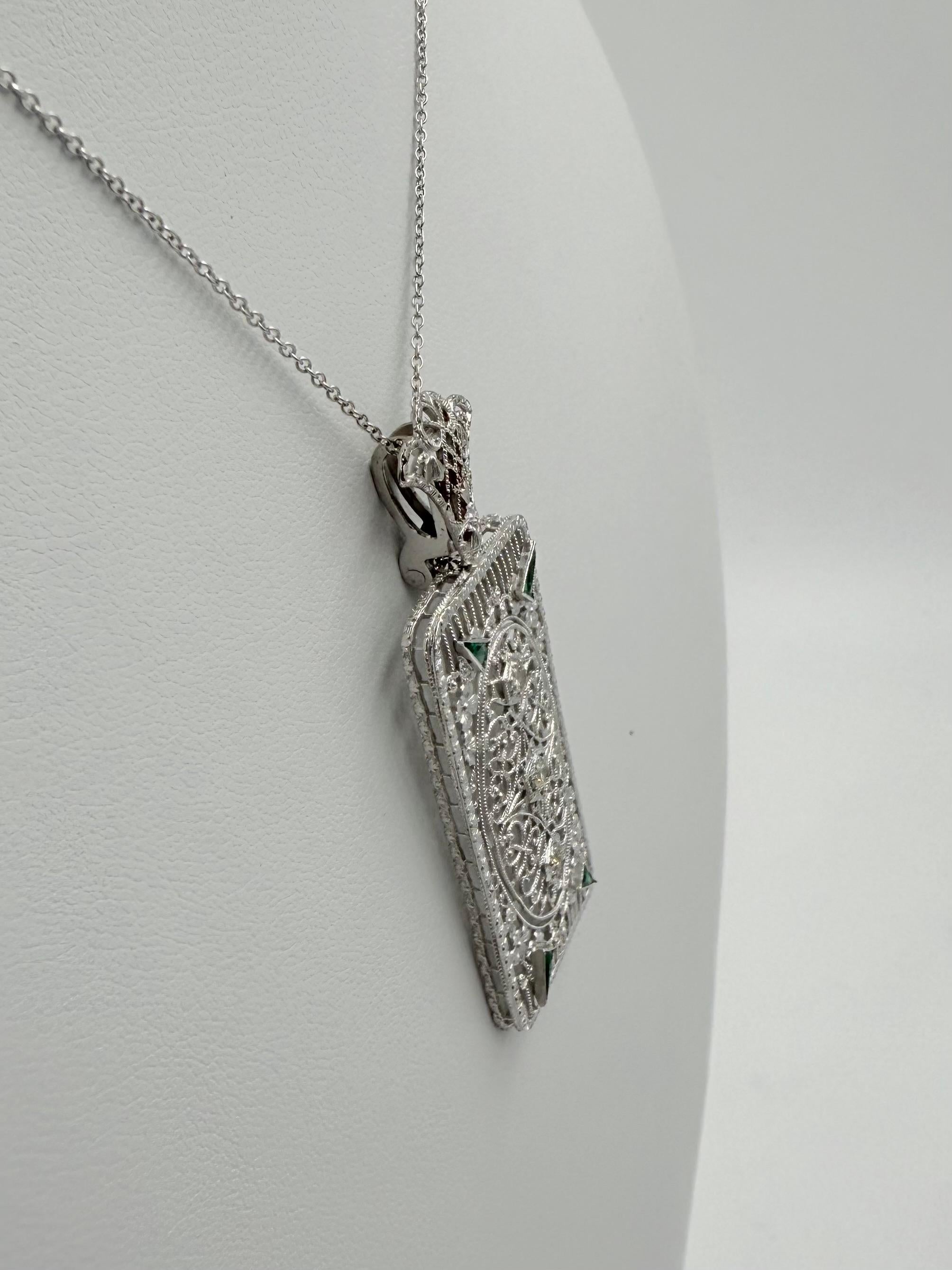 da uomo o donna Collana con ciondolo in oro bianco 14k con diamanti in filigrana Art Deco 1930 in vendita