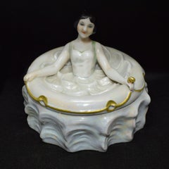 1930s Art Deco Flapper Ballerina Porcelain Powder Box