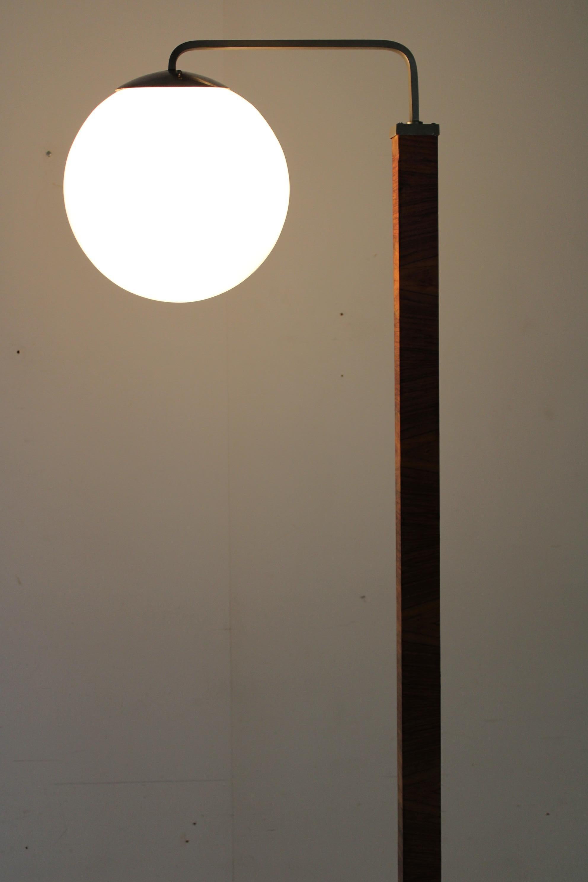 1930s Art Deco Floor Lamp, Czechoslovakia For Sale 5