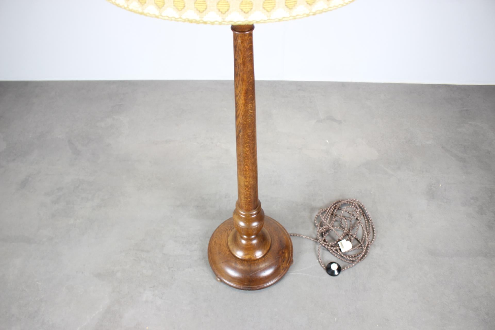 Lámpara de pie Art Decó de los años 30, Checoslovaquia en Bueno estado para la venta en Praha, CZ