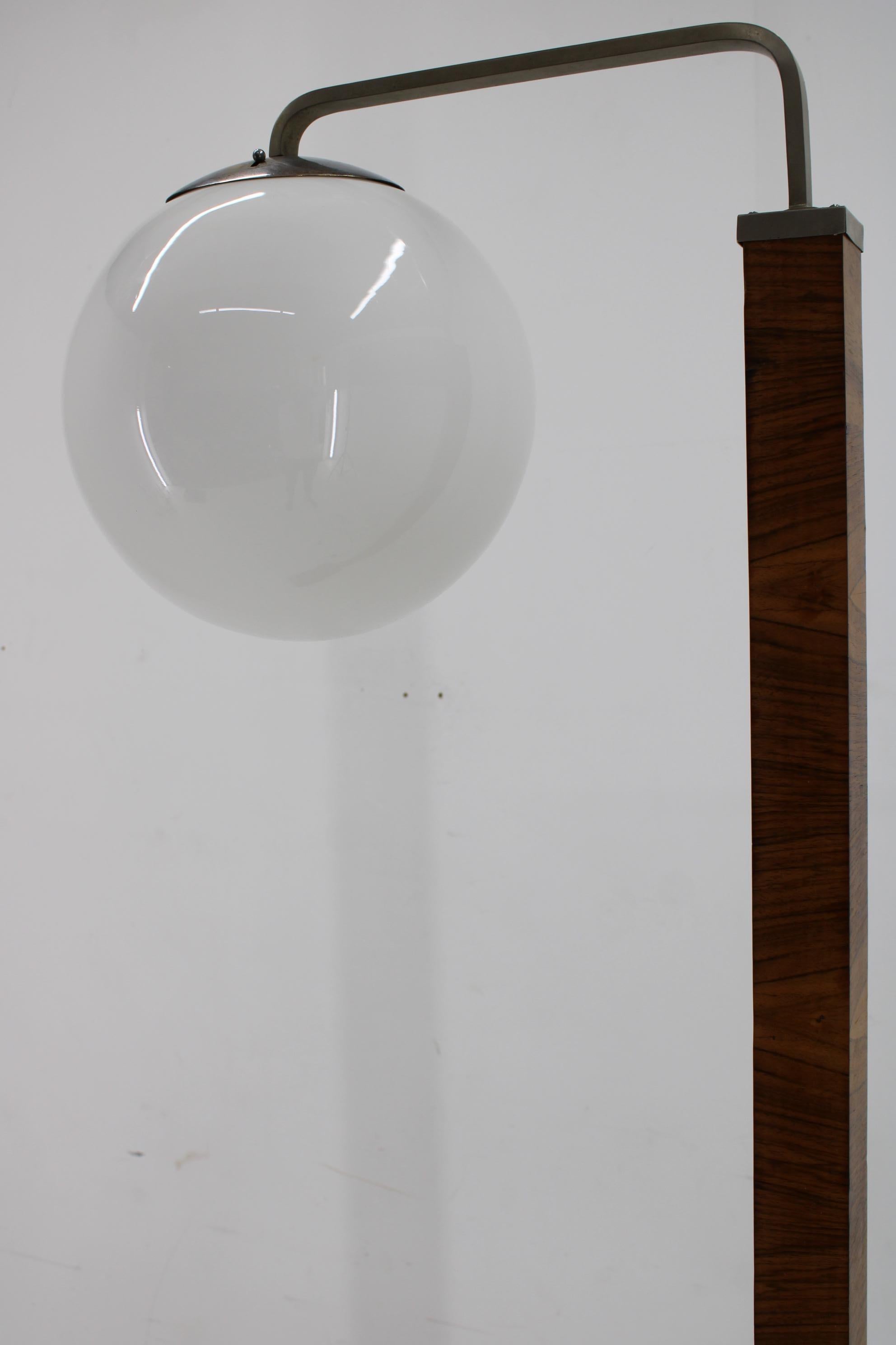 1930s Art Deco Floor Lamp, Czechoslovakia For Sale 1