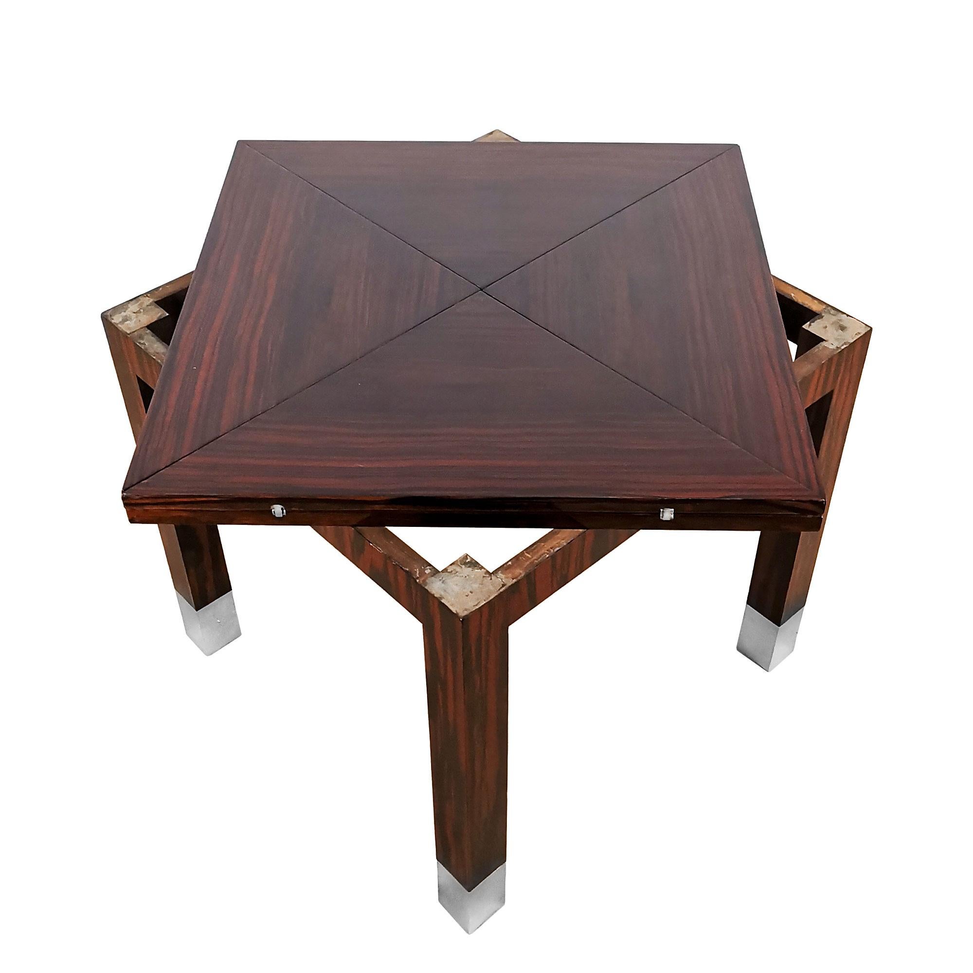 1930s Art Deco Folding Game Table in Oak, Macassar Ebony and Brass - France In Good Condition For Sale In Girona, ES