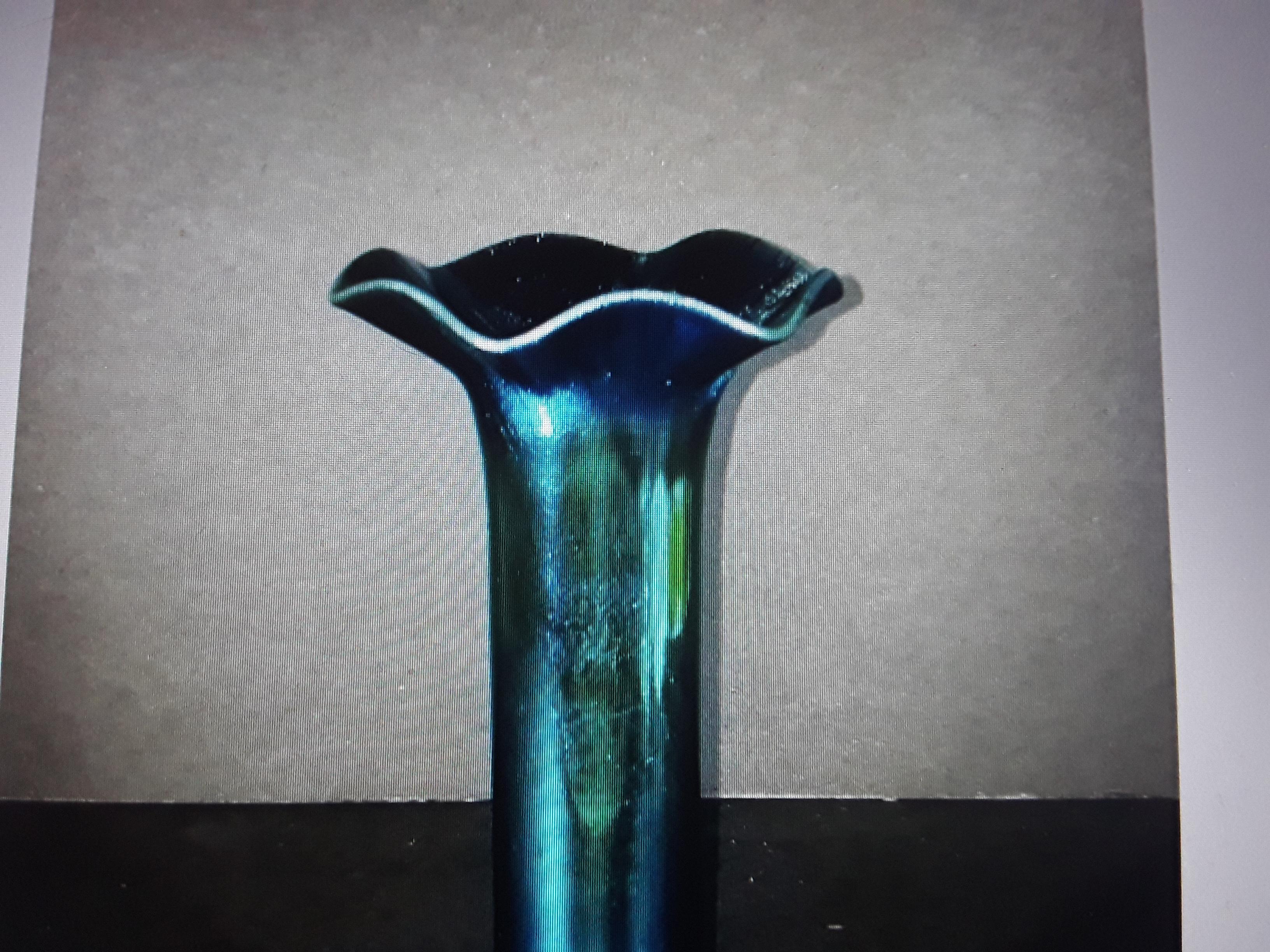 American 1930's Art Deco Frederick Carders Blue Aurene Ruffled Vase - Signed For Sale