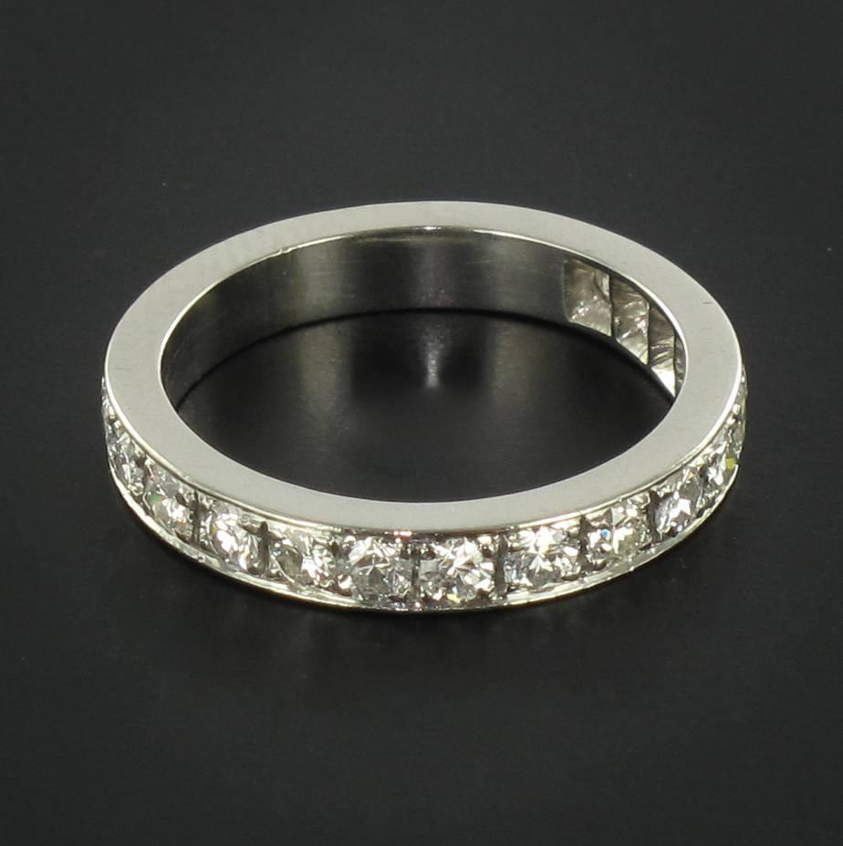 1930s Art Deco French Platinum Diamond Wedding Ring In Good Condition In Poitiers, FR
