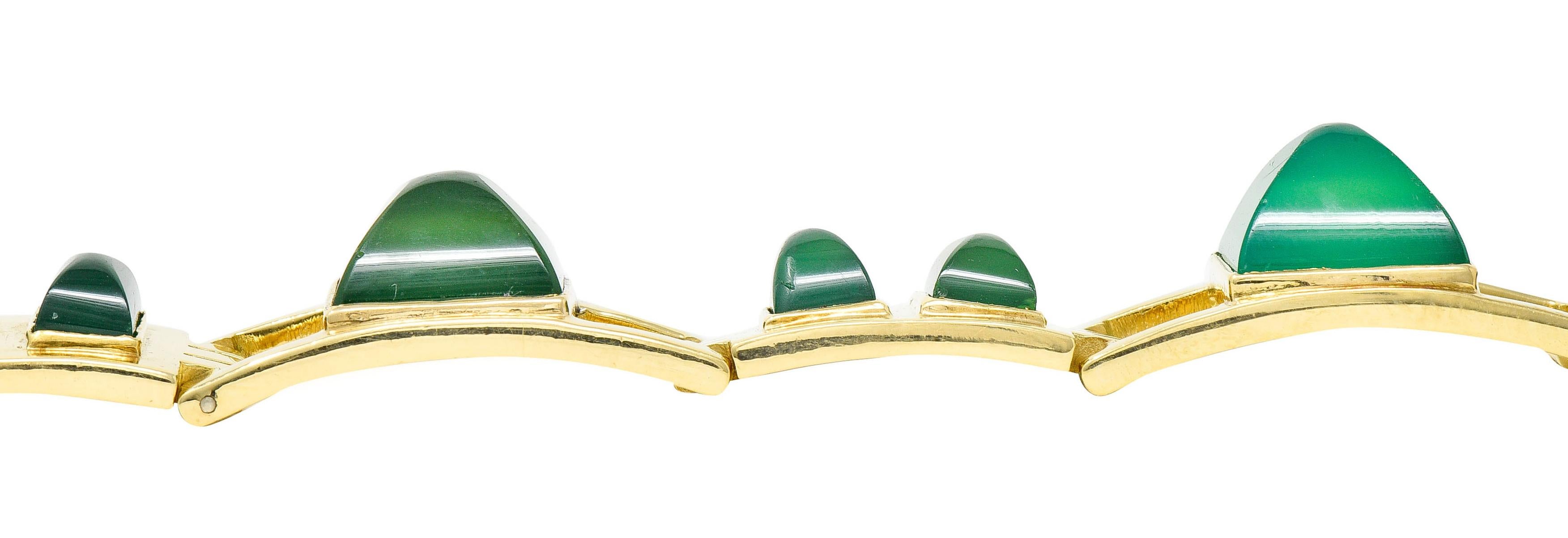 1930's Art Deco French Sugarloaf Chrysoprase 18 Karat Gold Link Bracelet 5