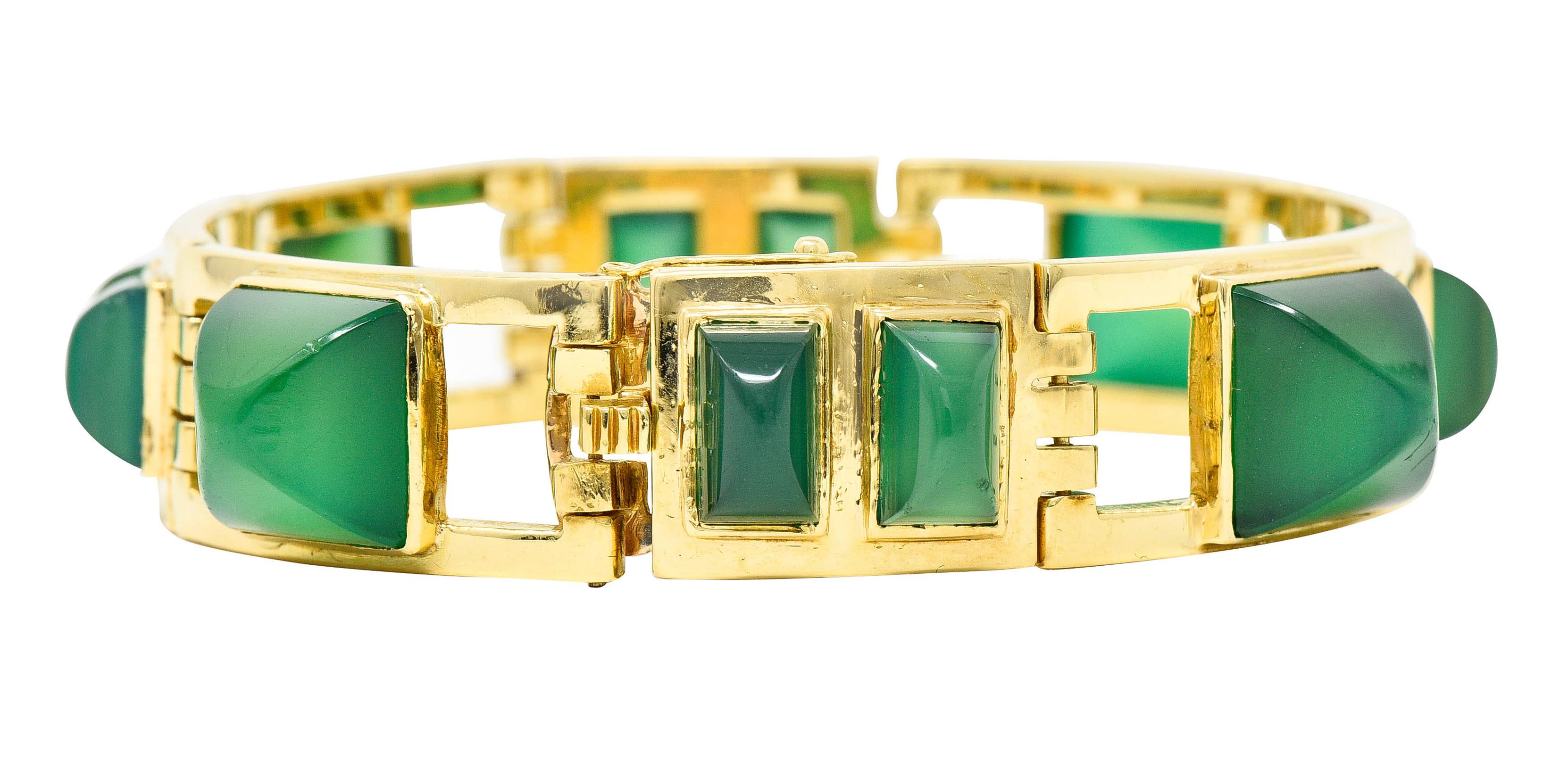 Women's or Men's 1930's Art Deco French Sugarloaf Chrysoprase 18 Karat Gold Link Bracelet