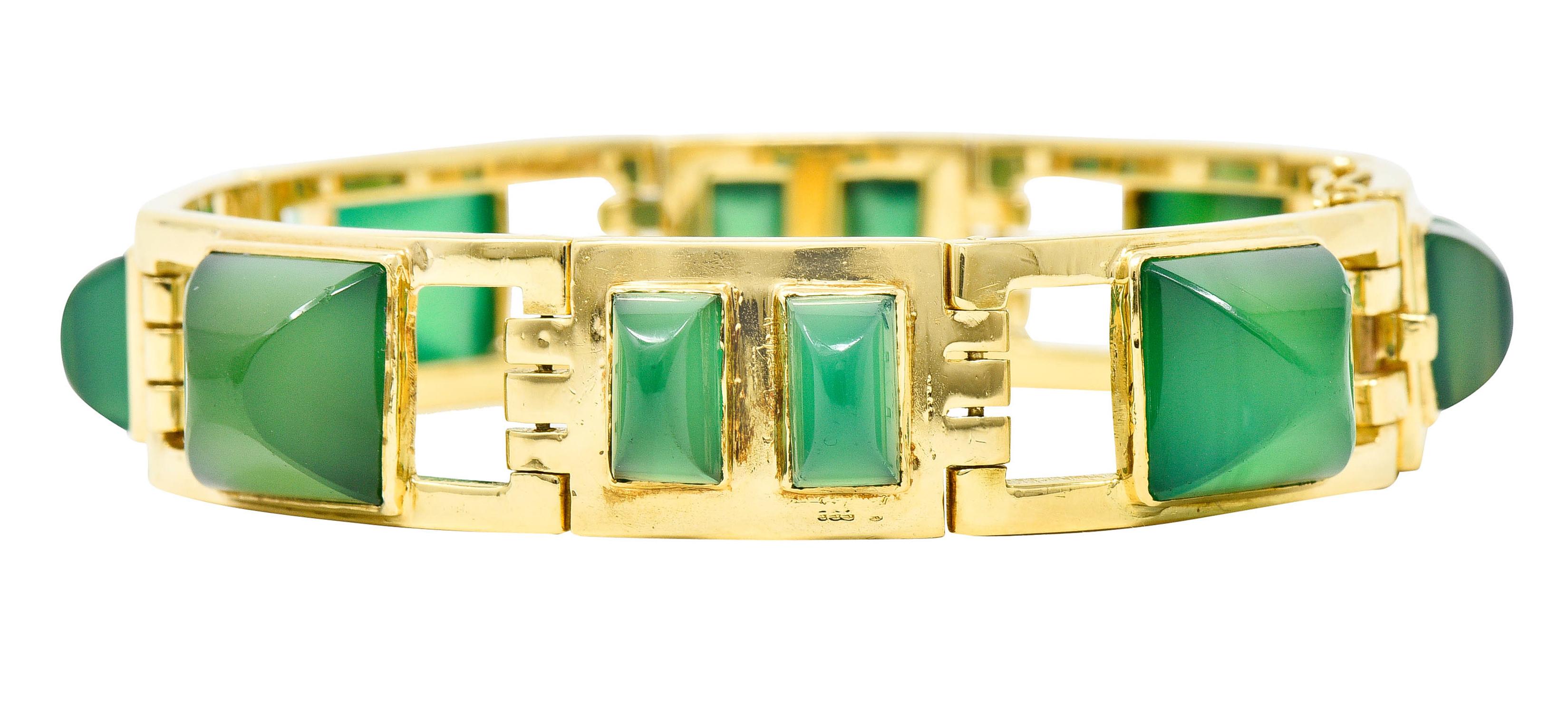 1930's Art Deco French Sugarloaf Chrysoprase 18 Karat Gold Link Bracelet 1