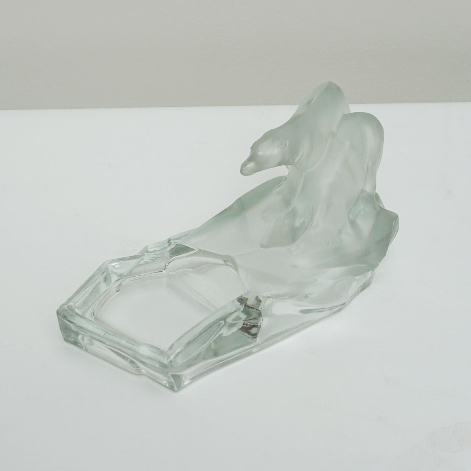 1930's Art Deco Frosted and Clear Glass Polar Bear Ashtray 4