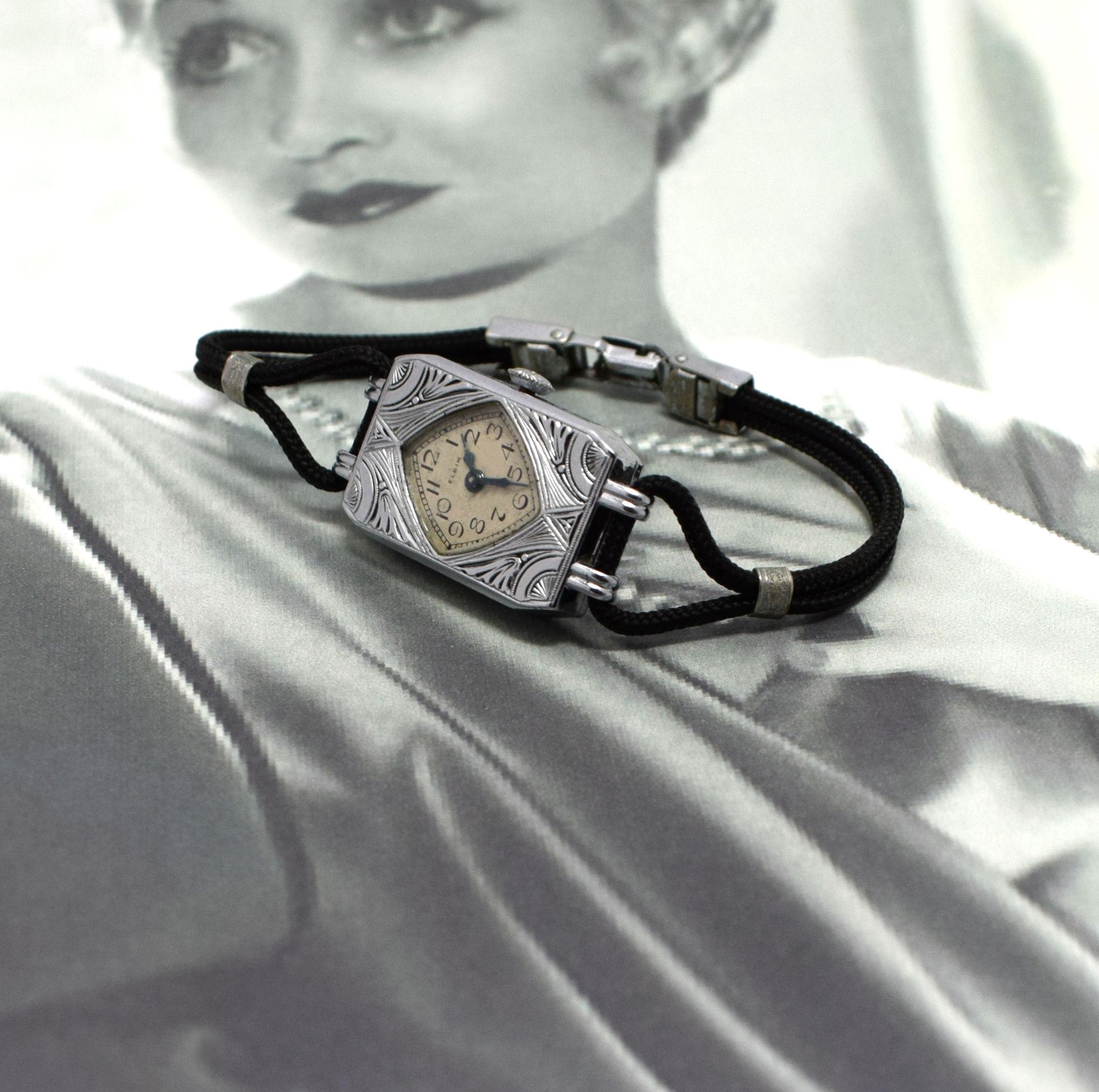 1930s Art Deco Geometric Ladies Watch by Elgin 4