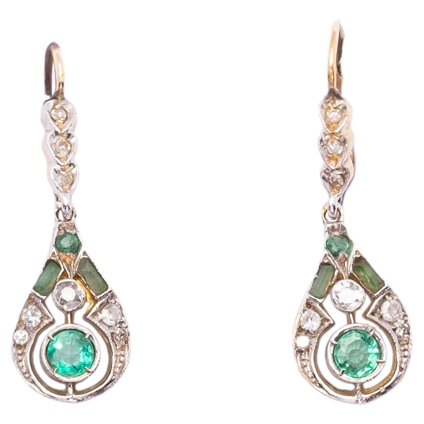 1930s Art Deco Gold and Platinum Earrings with Diamonds and Natural Emeralds