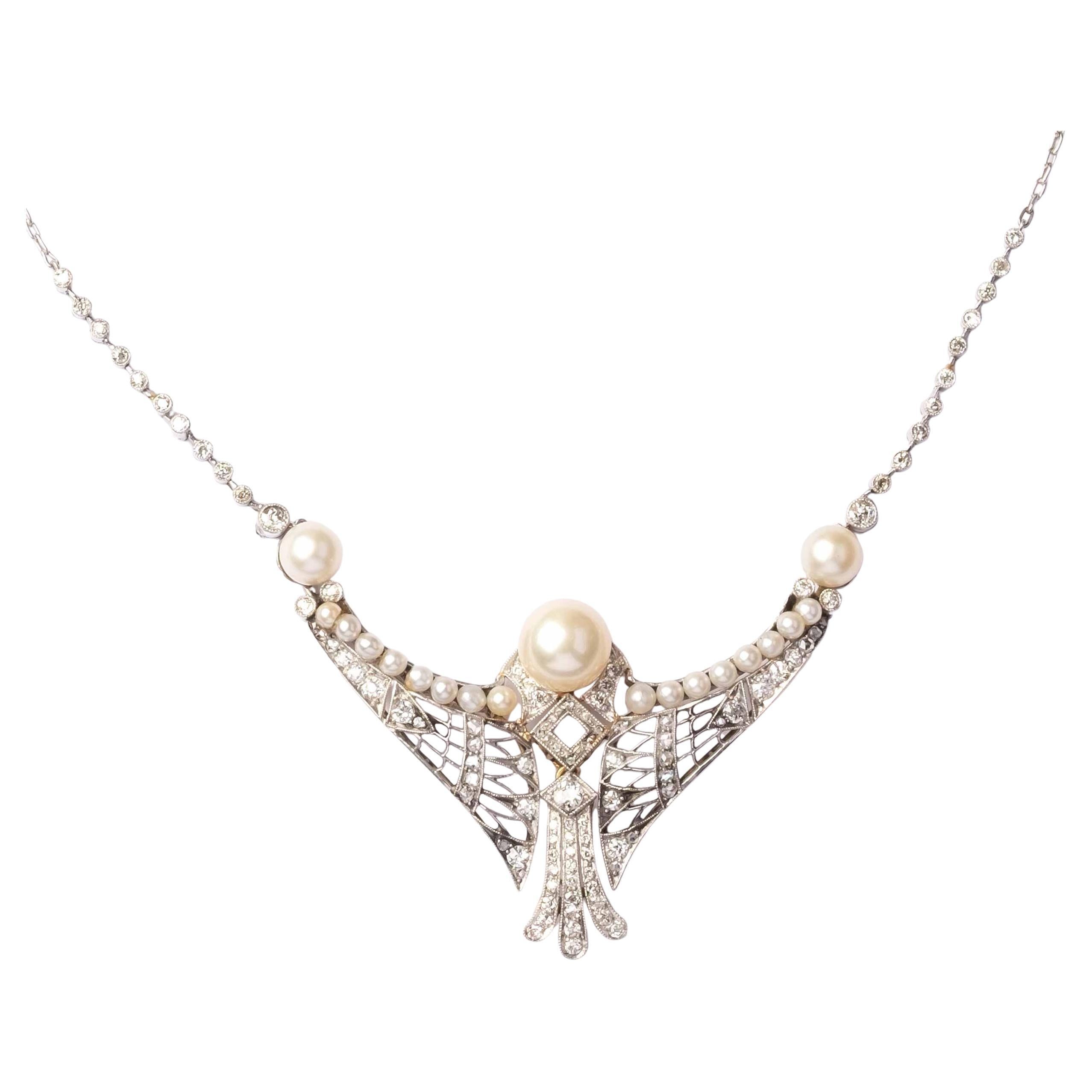 1930s Art Deco Gold and Platinum Necklace with Diamonds and Cultured Pearls