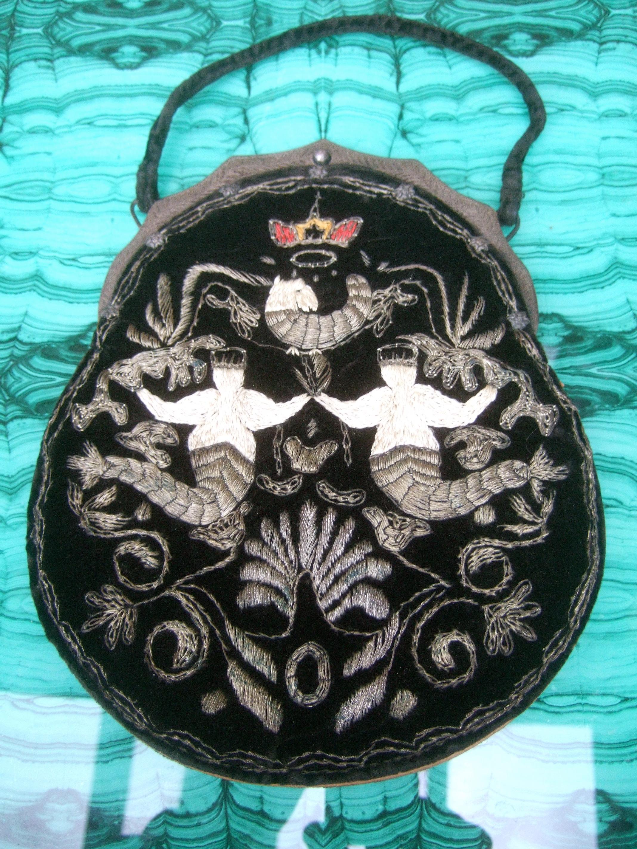 1930s Art Deco Hand Embroidered Artisan Black Velvet Mermaid's Evening Bag  7