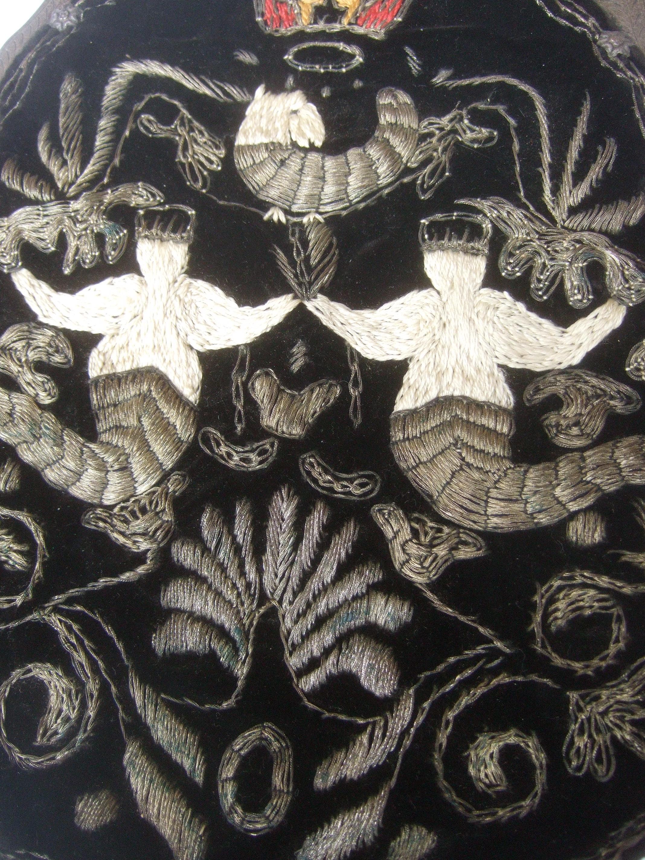 1930s Art Deco Hand Embroidered Artisan Black Velvet Mermaid's Evening Bag  3