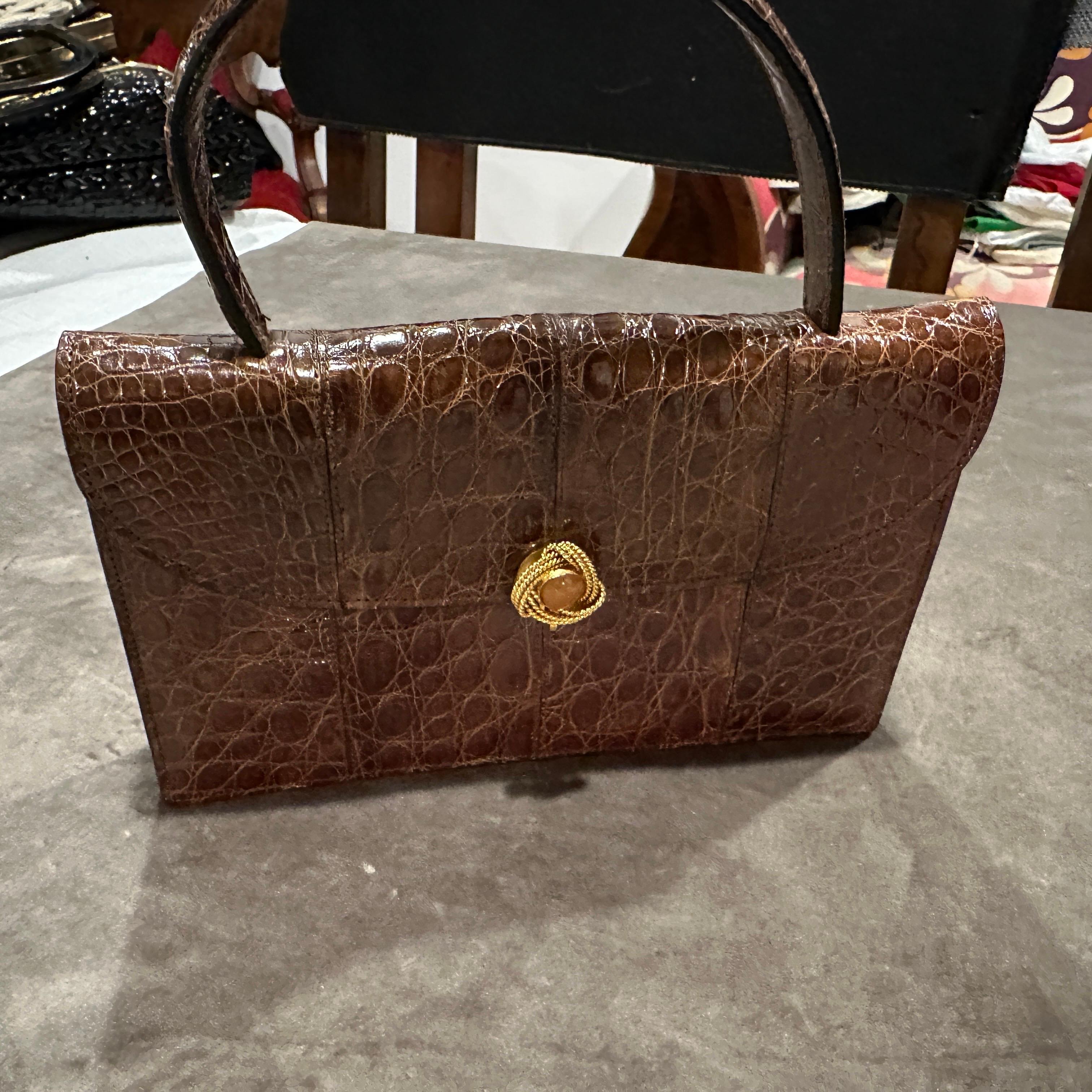 1930s Art Deco High Quality Brown Leather Italian Jewel Evening Bag In Excellent Condition For Sale In Aci Castello, IT