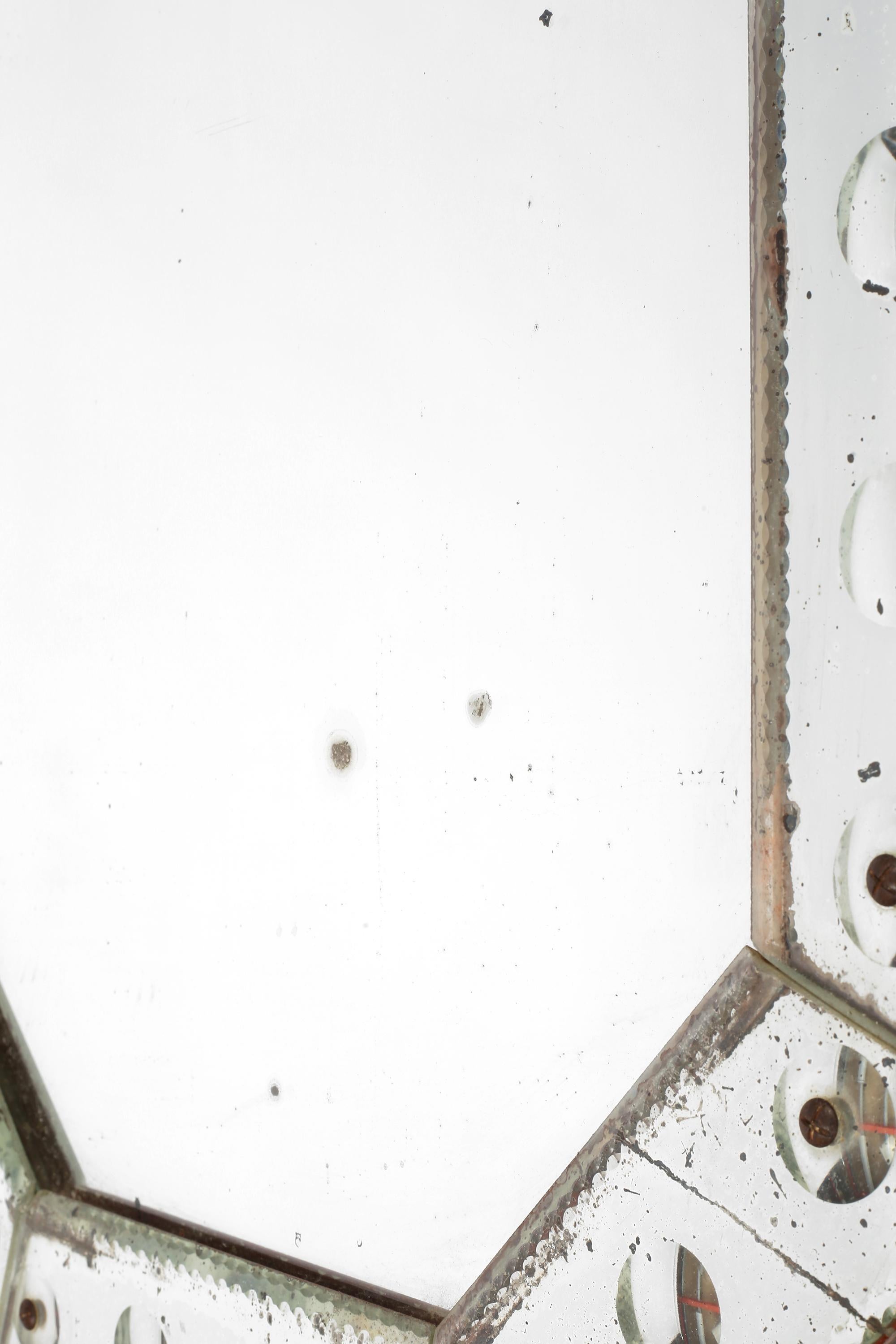 1930s Art Deco Italian Octagonal Venetian Wall Mirror État moyen - En vente à London, GB