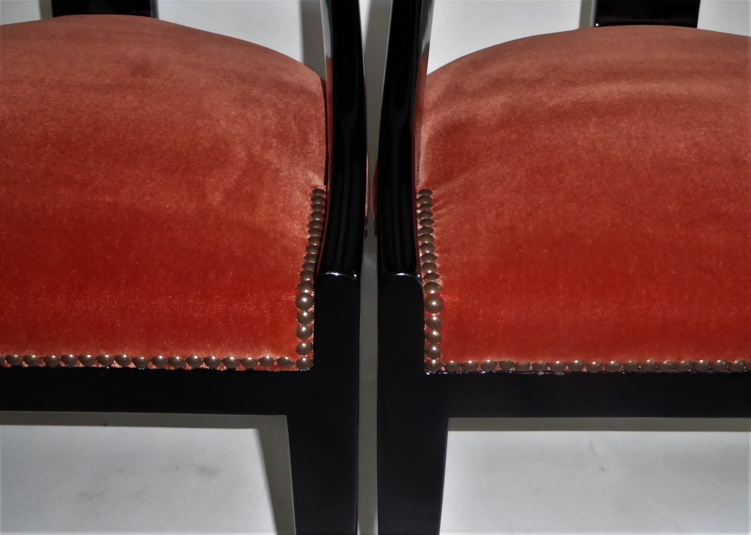 1930s Art Deco Black Lacquered Spoonback Chairs in Mohair Velvet 8