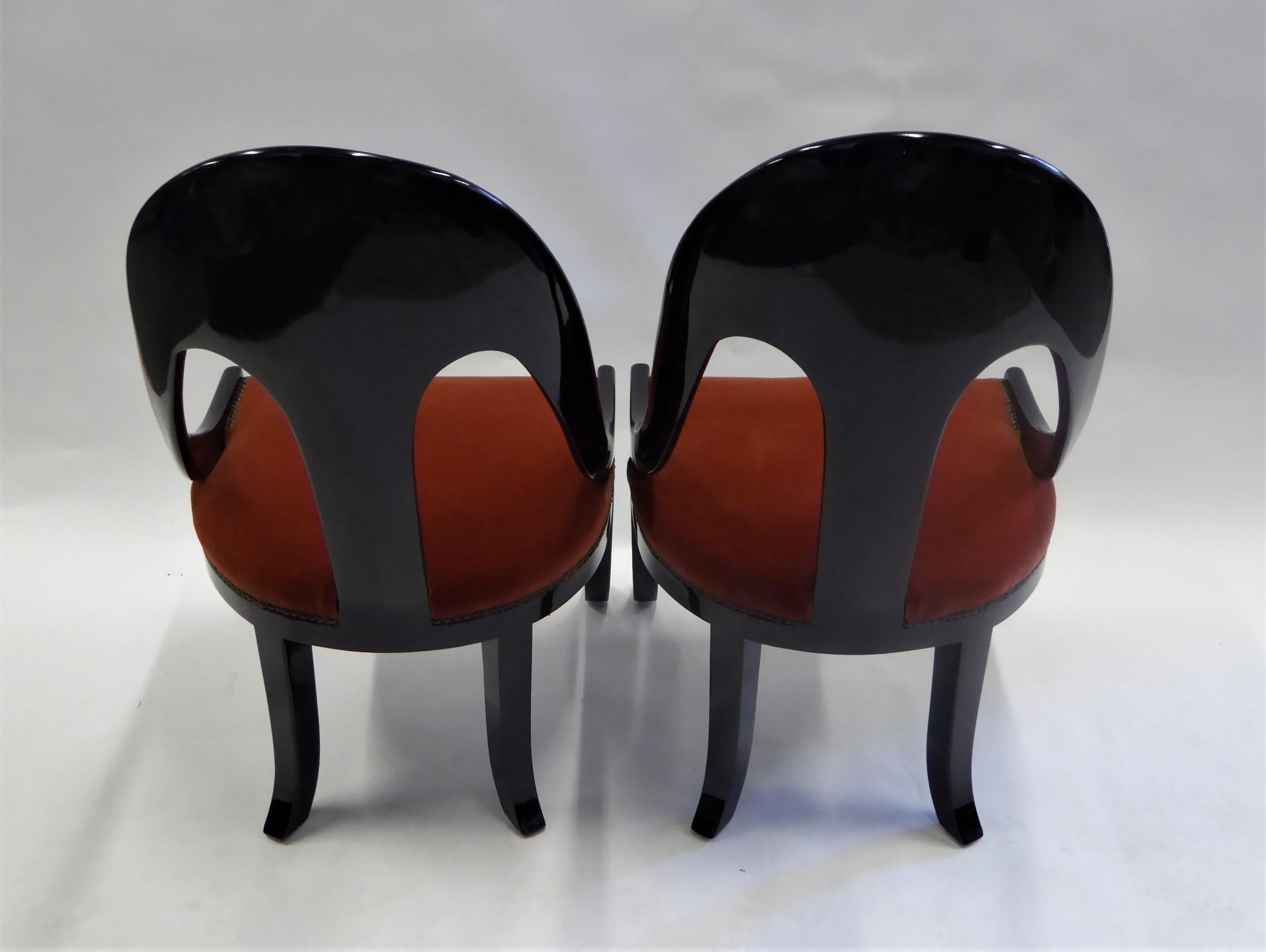 1930s Art Deco Black Lacquered Spoonback Chairs in Mohair Velvet 2