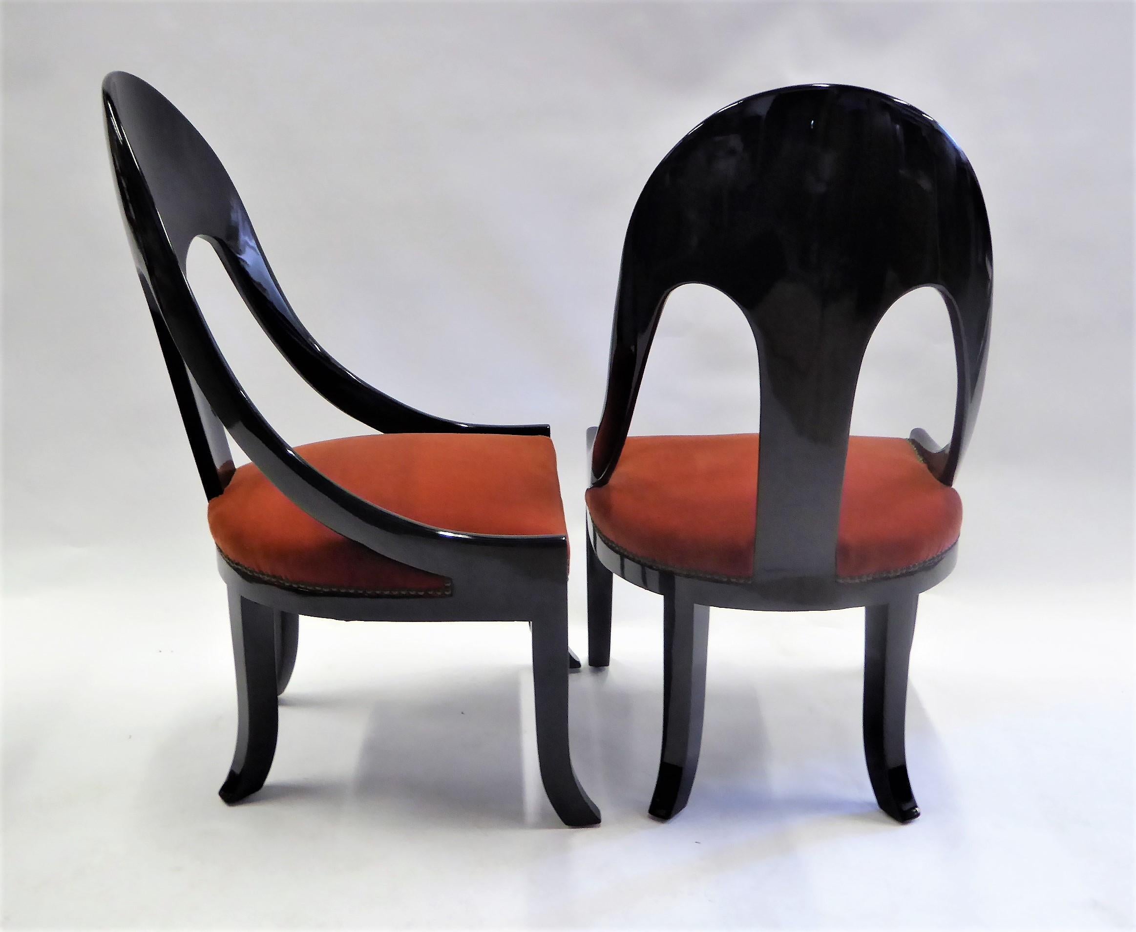 1930s Art Deco Black Lacquered Spoonback Chairs in Mohair Velvet 3