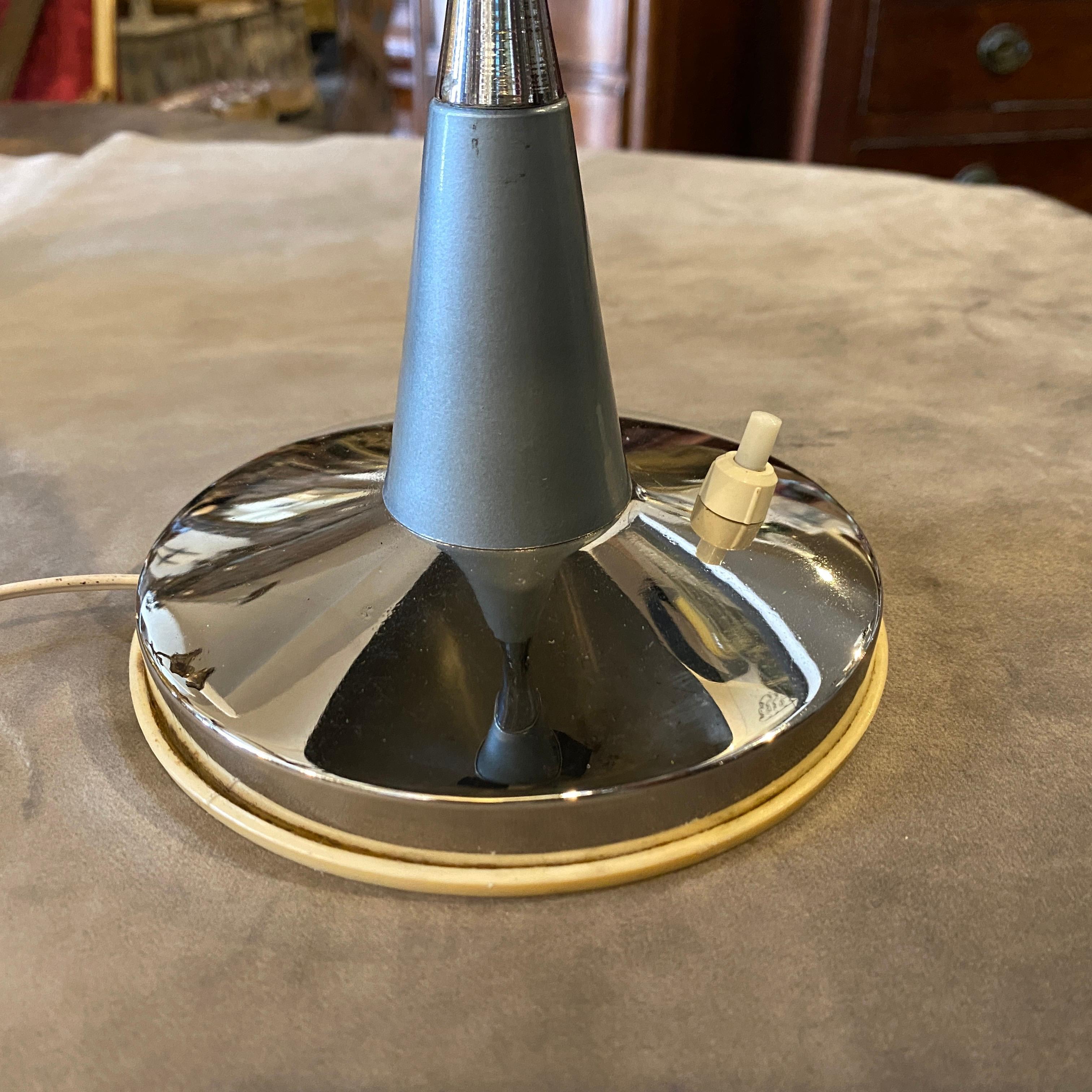 1930s Art Deco Light Blue Painted Metal Italian Table Lamp In Good Condition In Aci Castello, IT