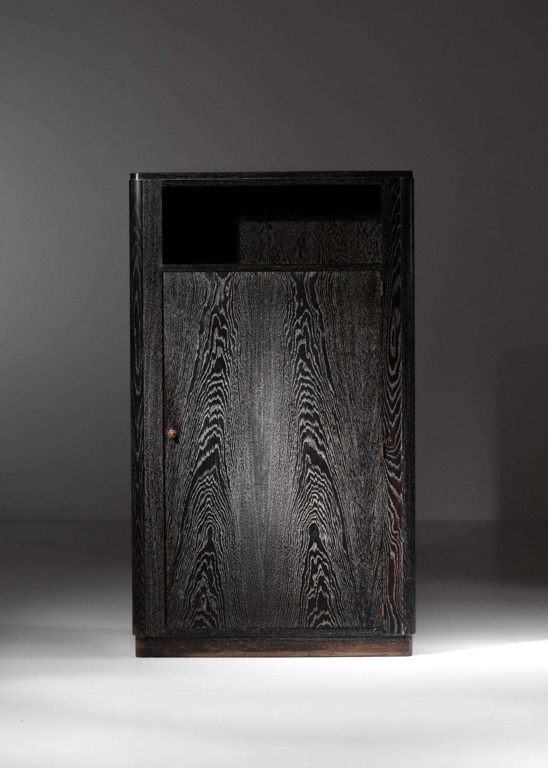 1930er Jahre Art Deco Schrank aus gekalktem Holz, Francisque Chaleyssin zugeschrieben im Angebot 1