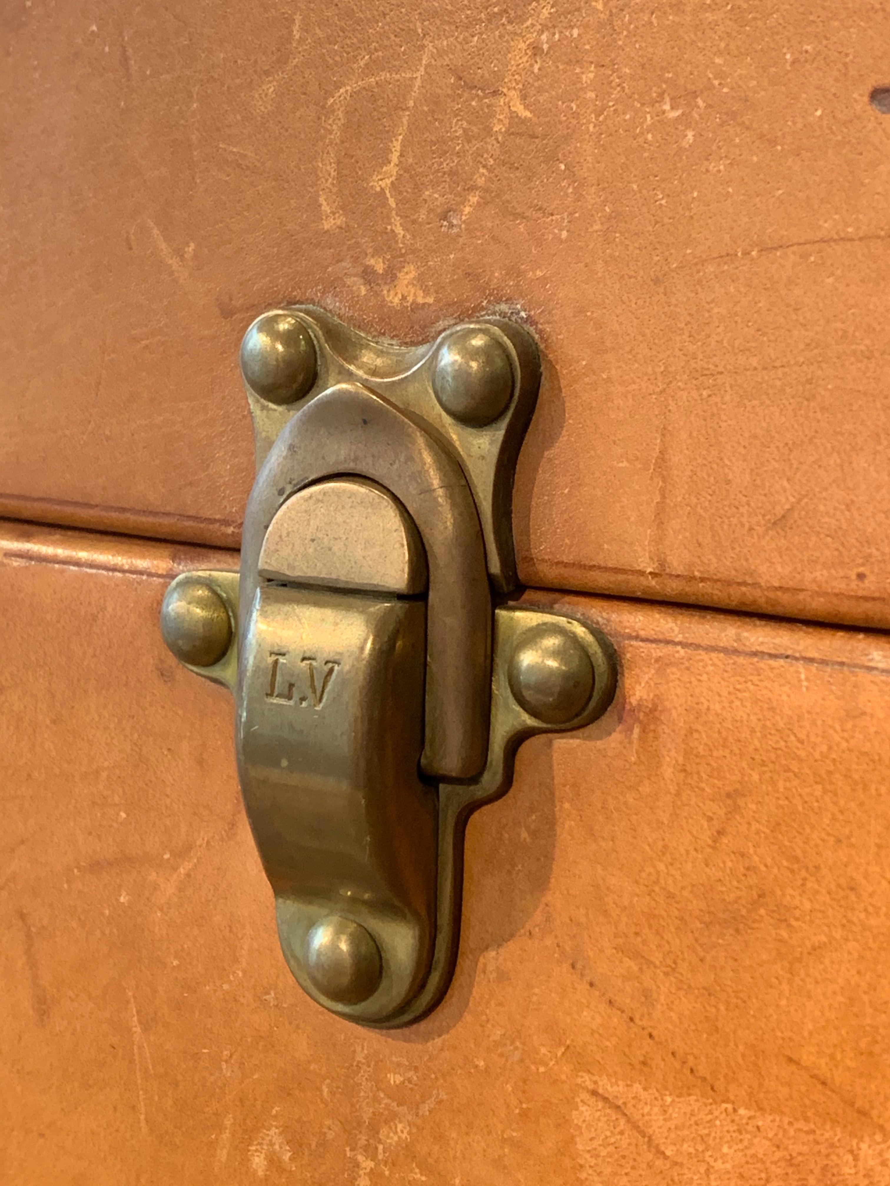 Astuccio per set da bar Louis Vuitton Art Deco anni '30 In condizioni buone in vendita a Hong Kong, HK
