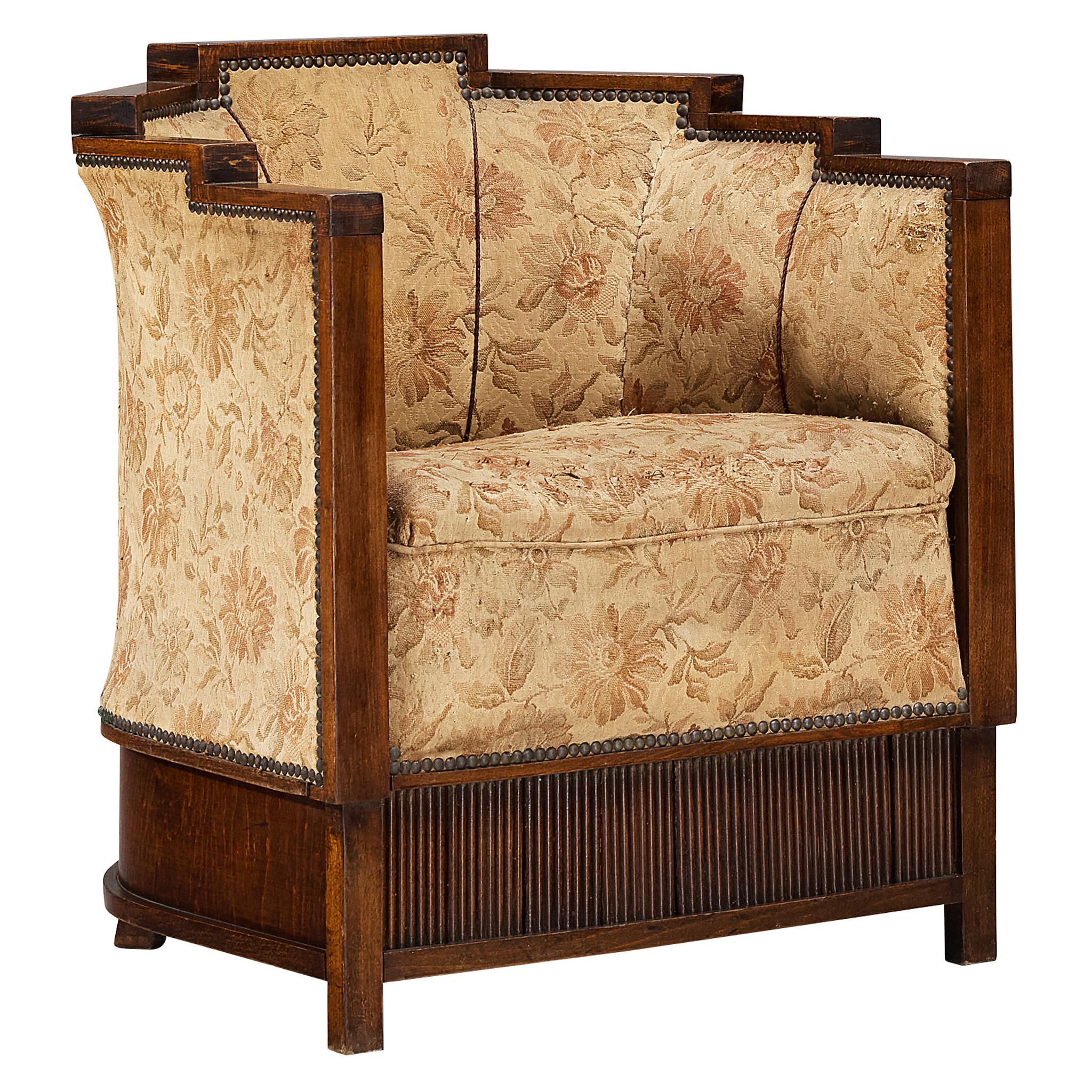 1930s Art Deco Lounge Chair with Geometric Frame For Sale
