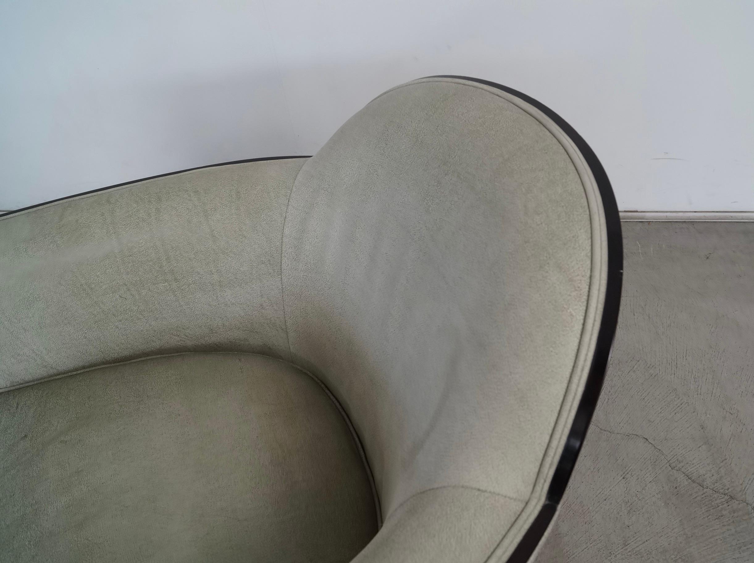 1930's Art Deco Mahogany-Trimmed Leather Barrel Lounge Chair 10
