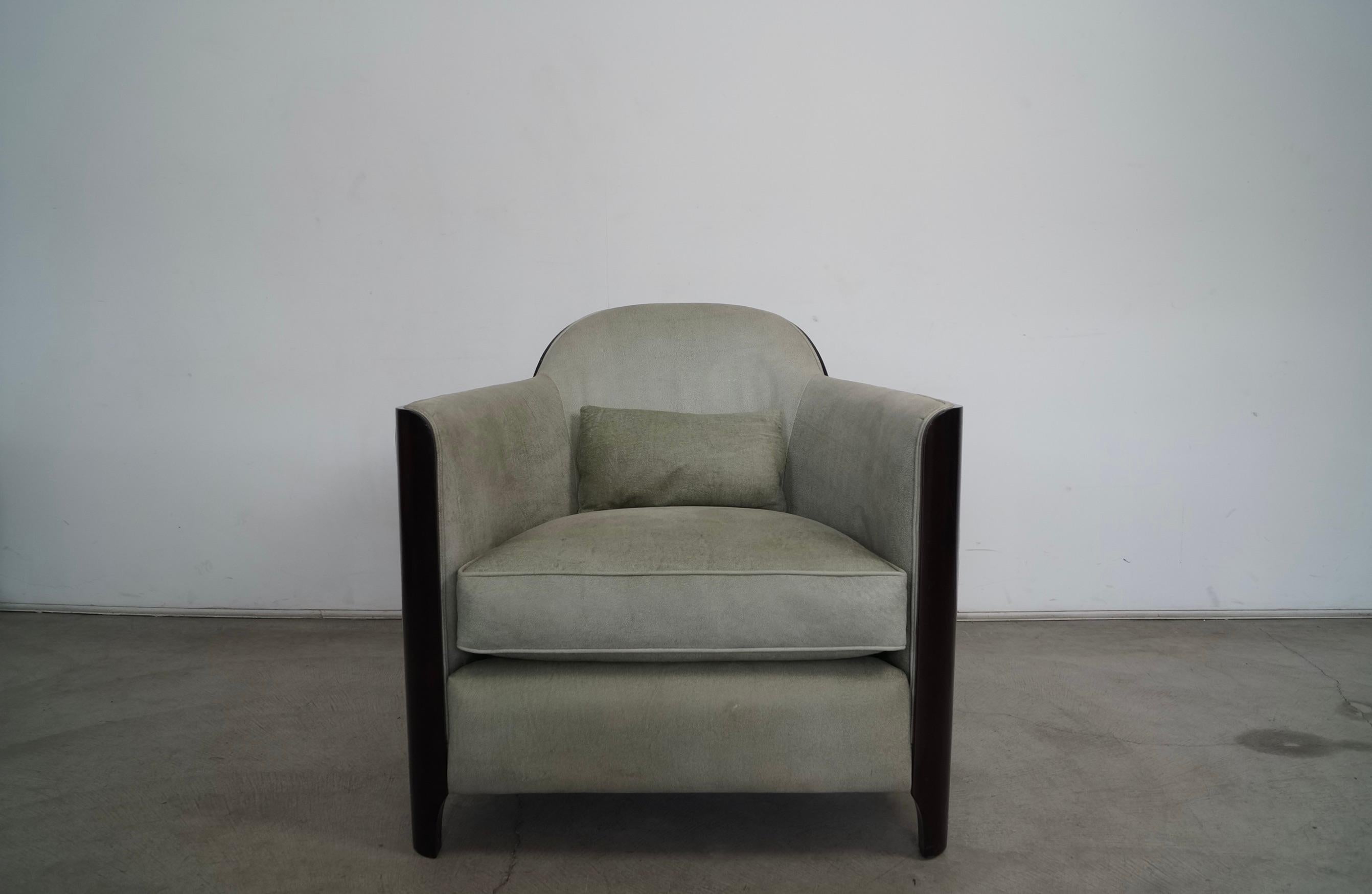 1930's Art Deco Mahogany-Trimmed Leather Barrel Lounge Chair In Good Condition In Burbank, CA