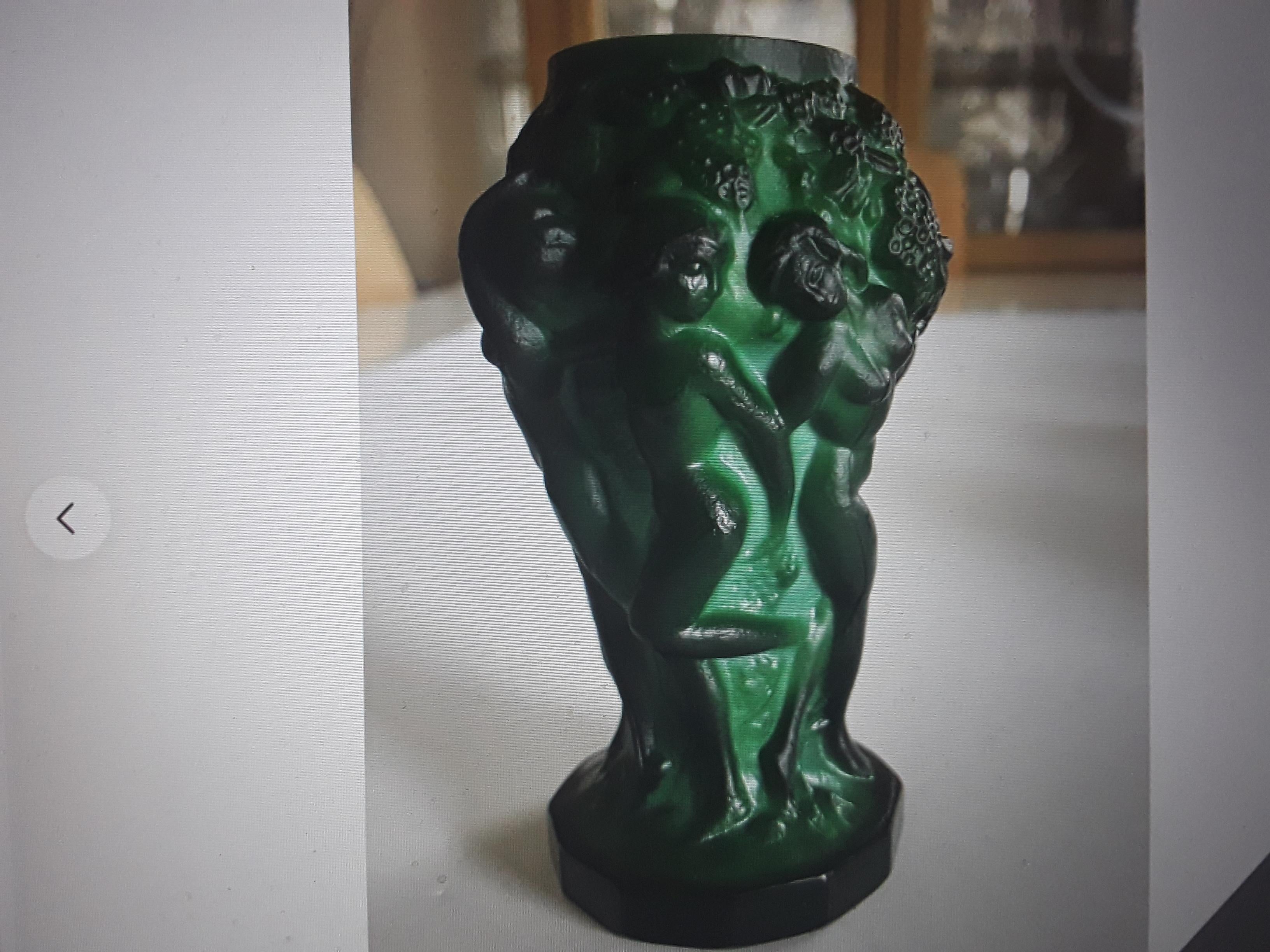 1930's Art Deco Malachit getönten weiblichen Figural Kunstglas Vase im Angebot 5