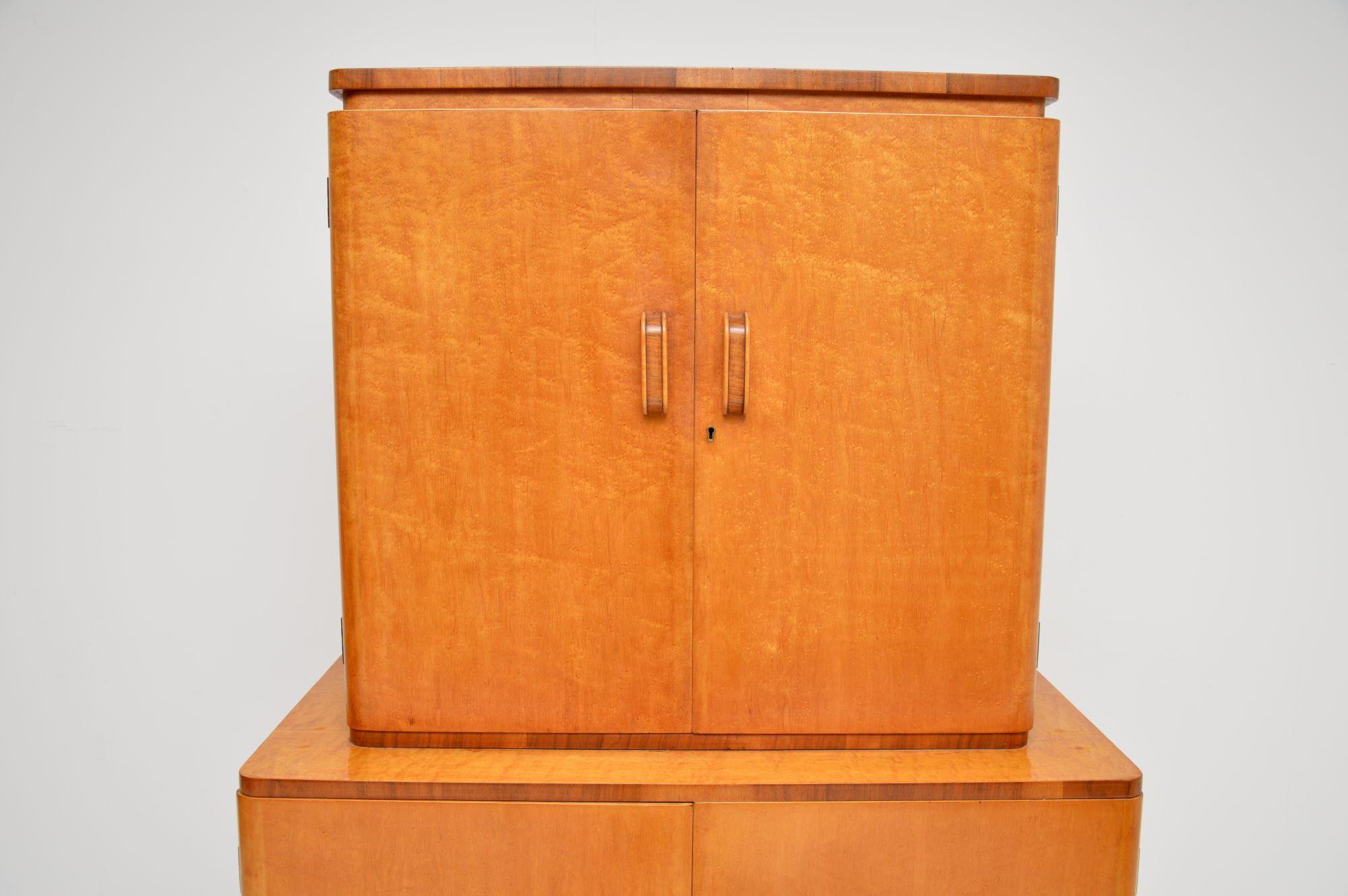 1930's Art Deco Maple & Walnut Cocktail Drinks Cabinet 2