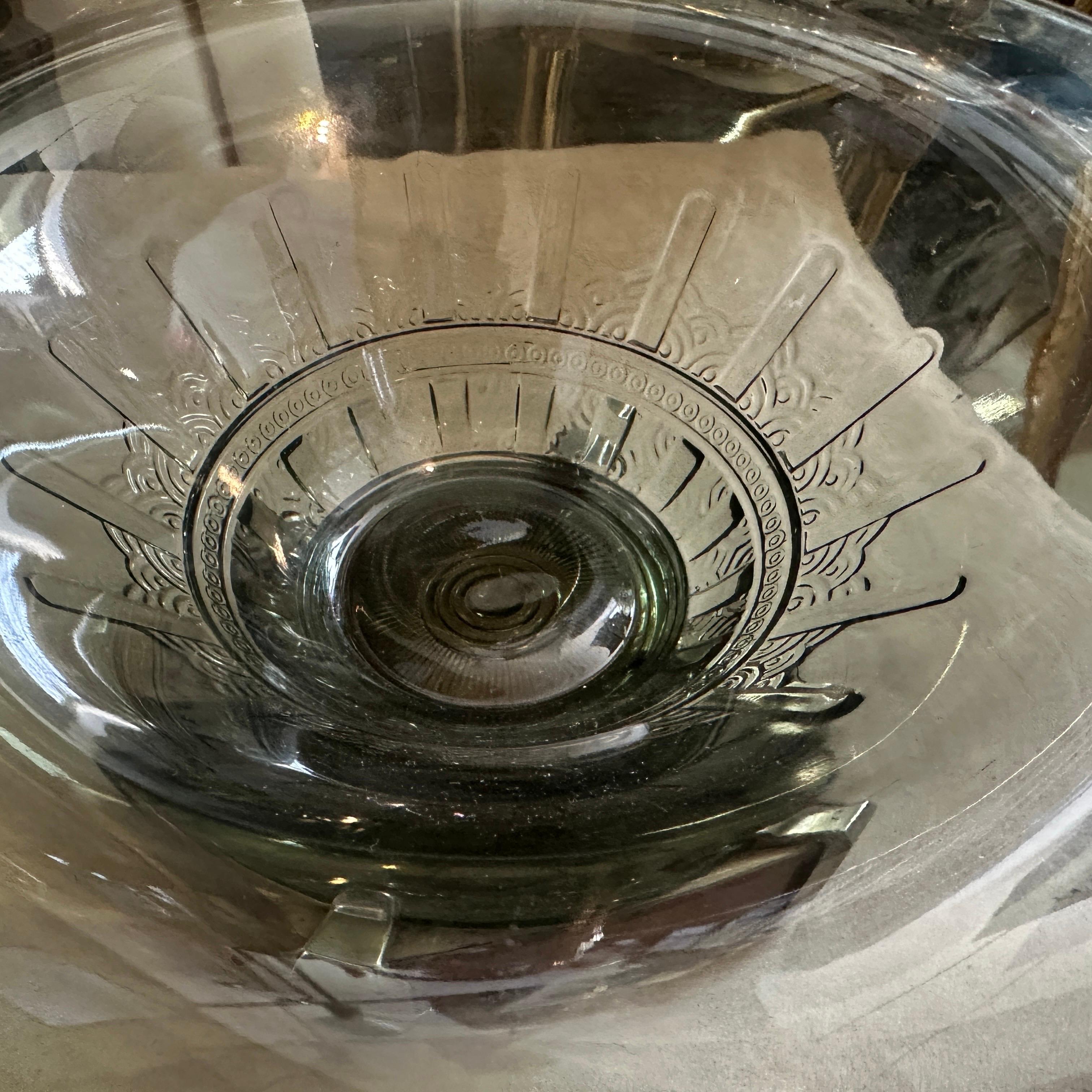 1930s Art Deco Metal and Green Glass French Centerpiece For Sale 2
