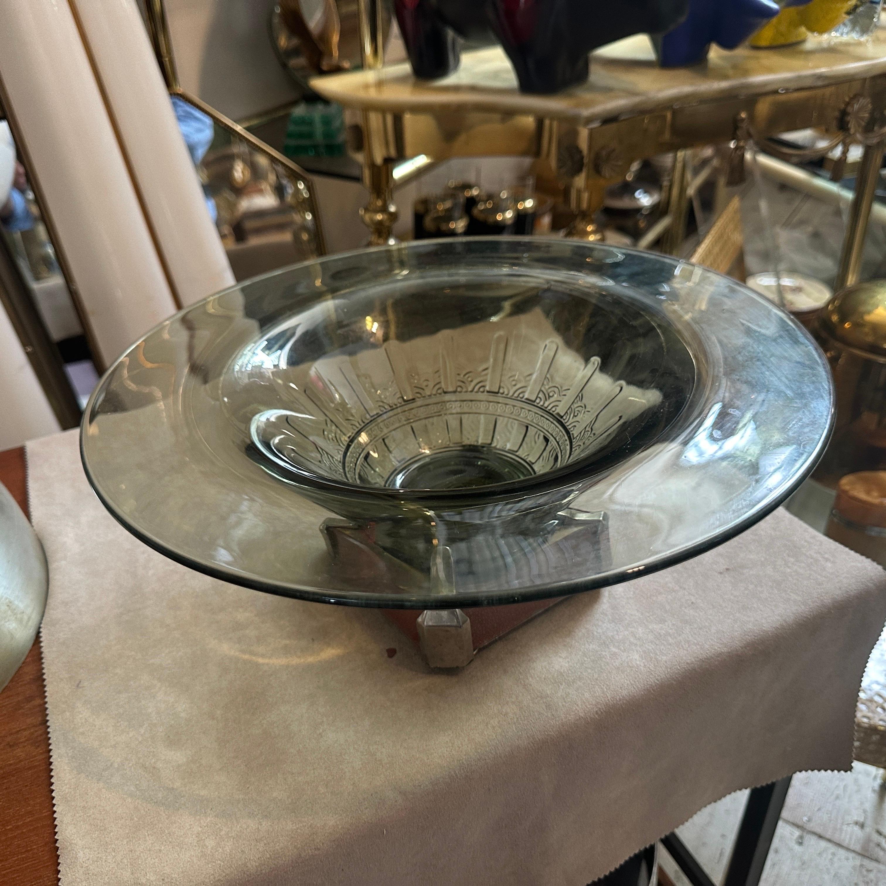 1930s Art Deco Metal and Green Glass French Centerpiece For Sale 3