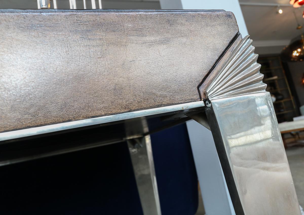 Konsolentisch oder Schreibtisch aus Metall und Leder im Art-déco-Stil der 1930er Jahre im Angebot 5
