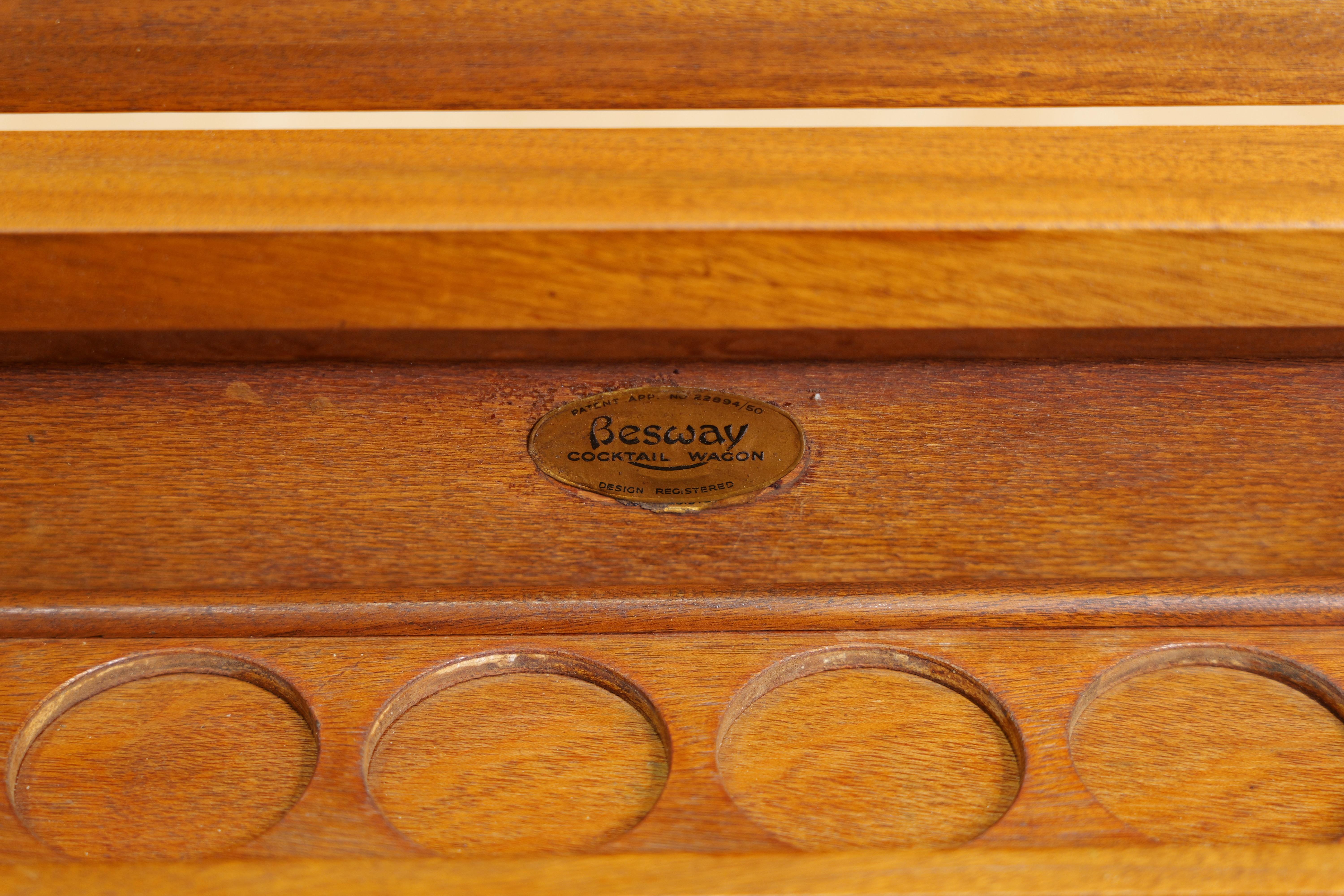 1930s Art Deco Metamorphic Cocktail Wagon Bar Cart by Besway en venta 10