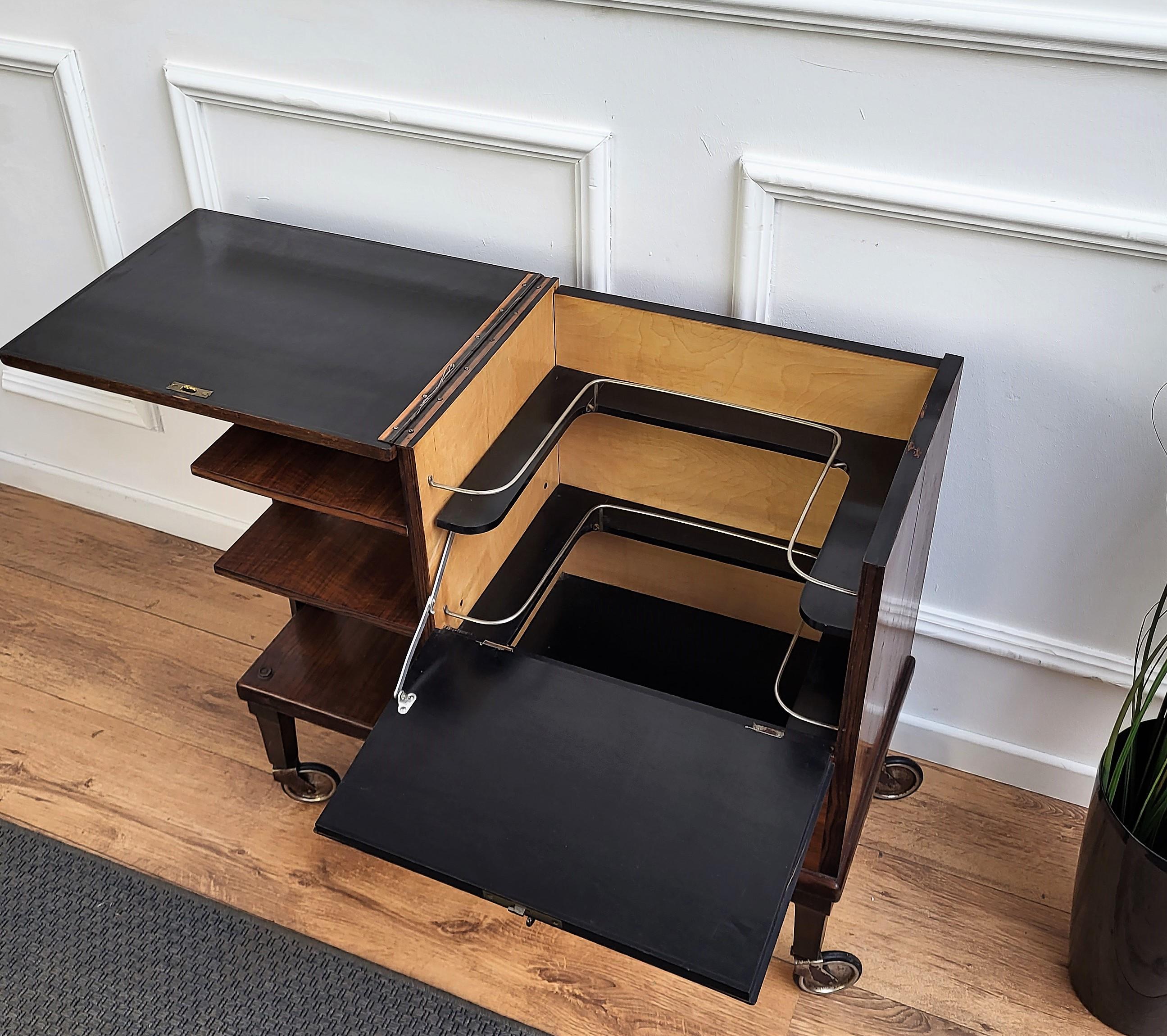 1930s Art Deco Mid-Century Italian Wood and Brass Dry Bar Cabinet Liquor Cart 6