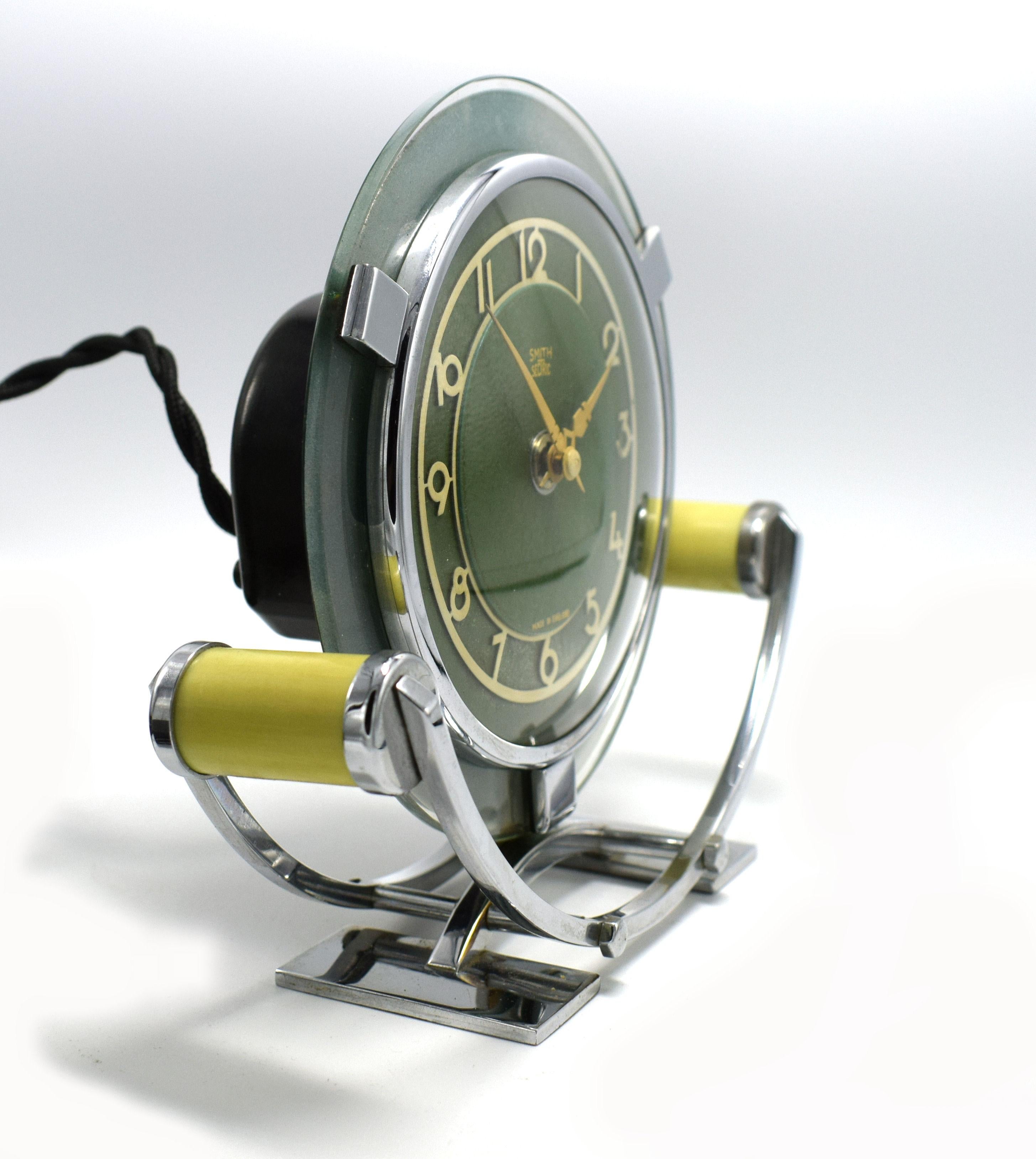 1930s Art Deco Modernist Smiths Clock 1