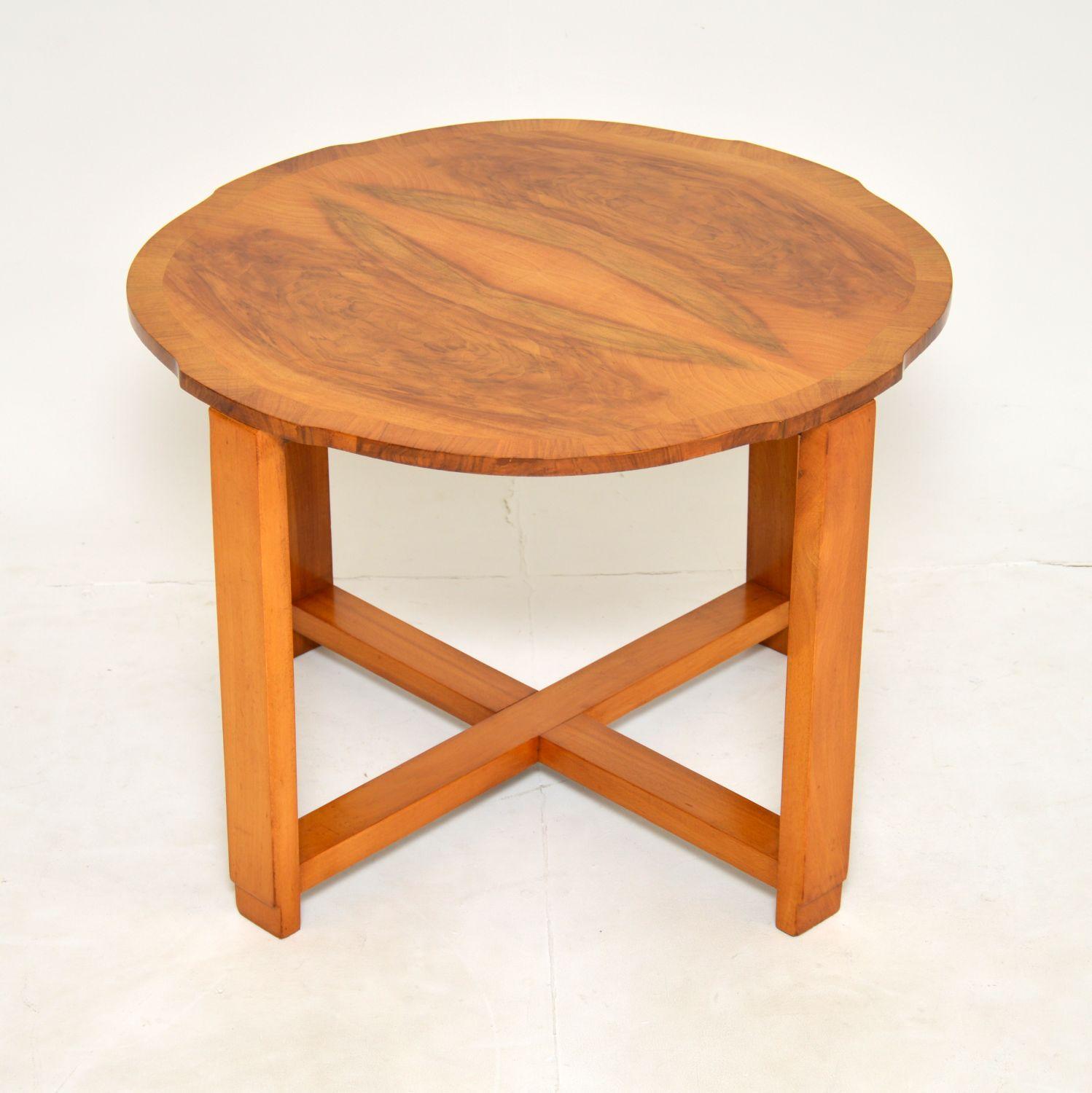 1930's Art Deco Nesting Walnut Coffee Table In Good Condition In London, GB