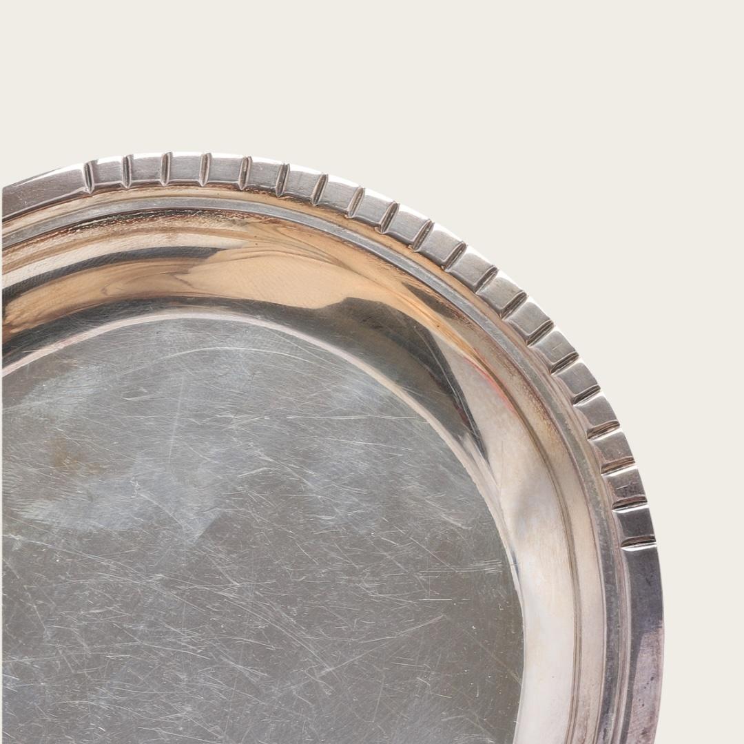 Milieu du XXe siècle 1930s Art Deco Nickel Silver Three Piece Sugar Bowl, Milk Verser and Tray en vente