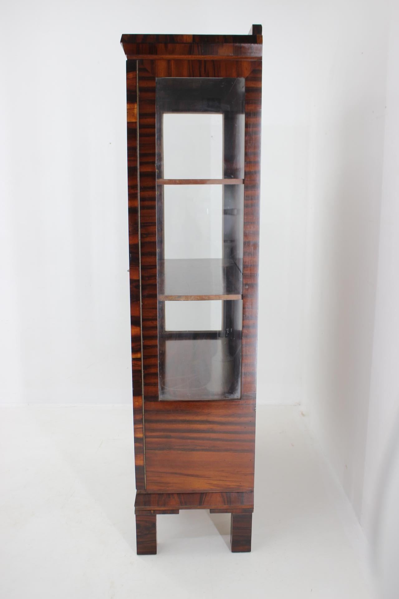 Mid-20th Century 1930s Art Deco Palisander and Glass Cabinet, Czechoslovakia For Sale