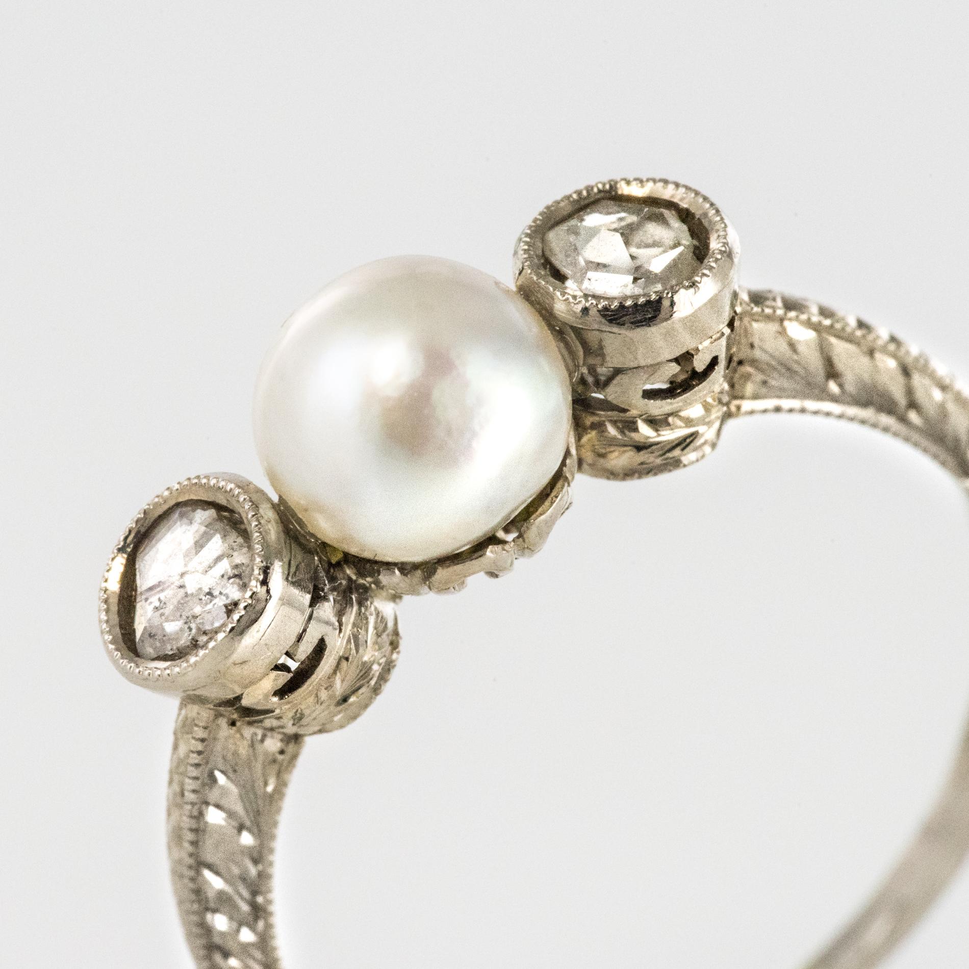 1930er Art Deco Perle Diamant  18 Karat Weißgold-Ring im Angebot 5